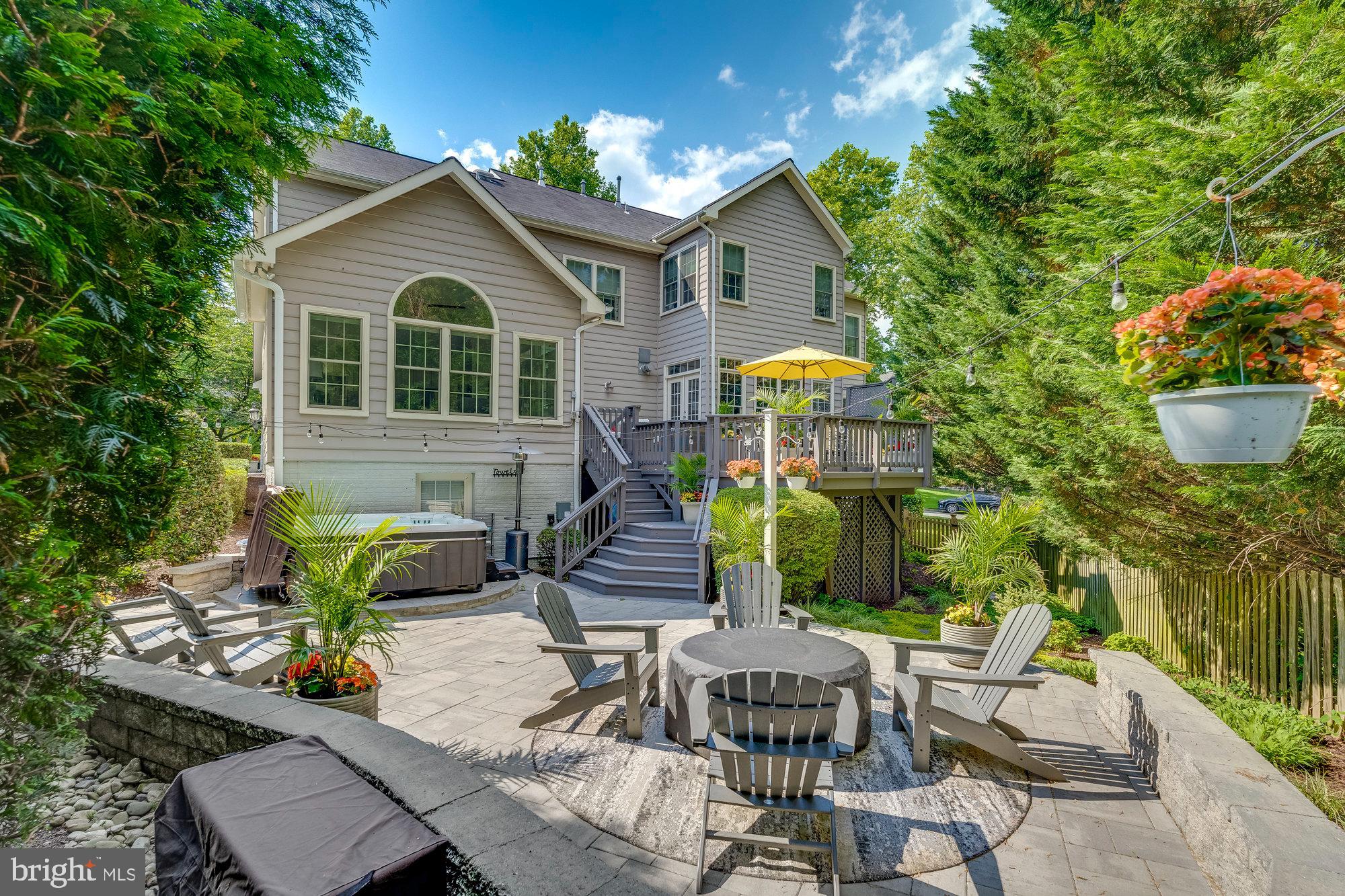 MANORS AT WOLF TRAP - Residential