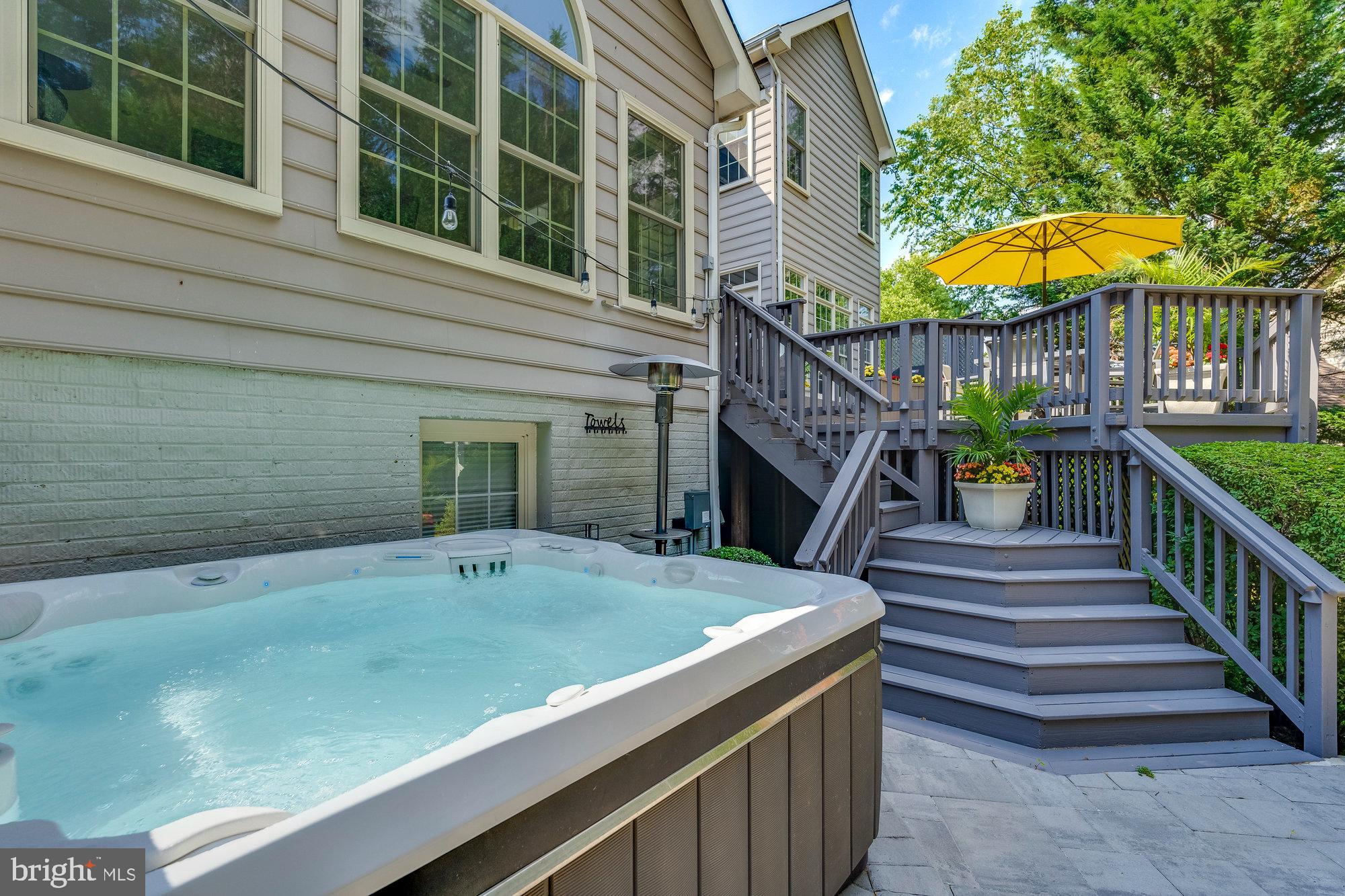 MANORS AT WOLF TRAP - Residential