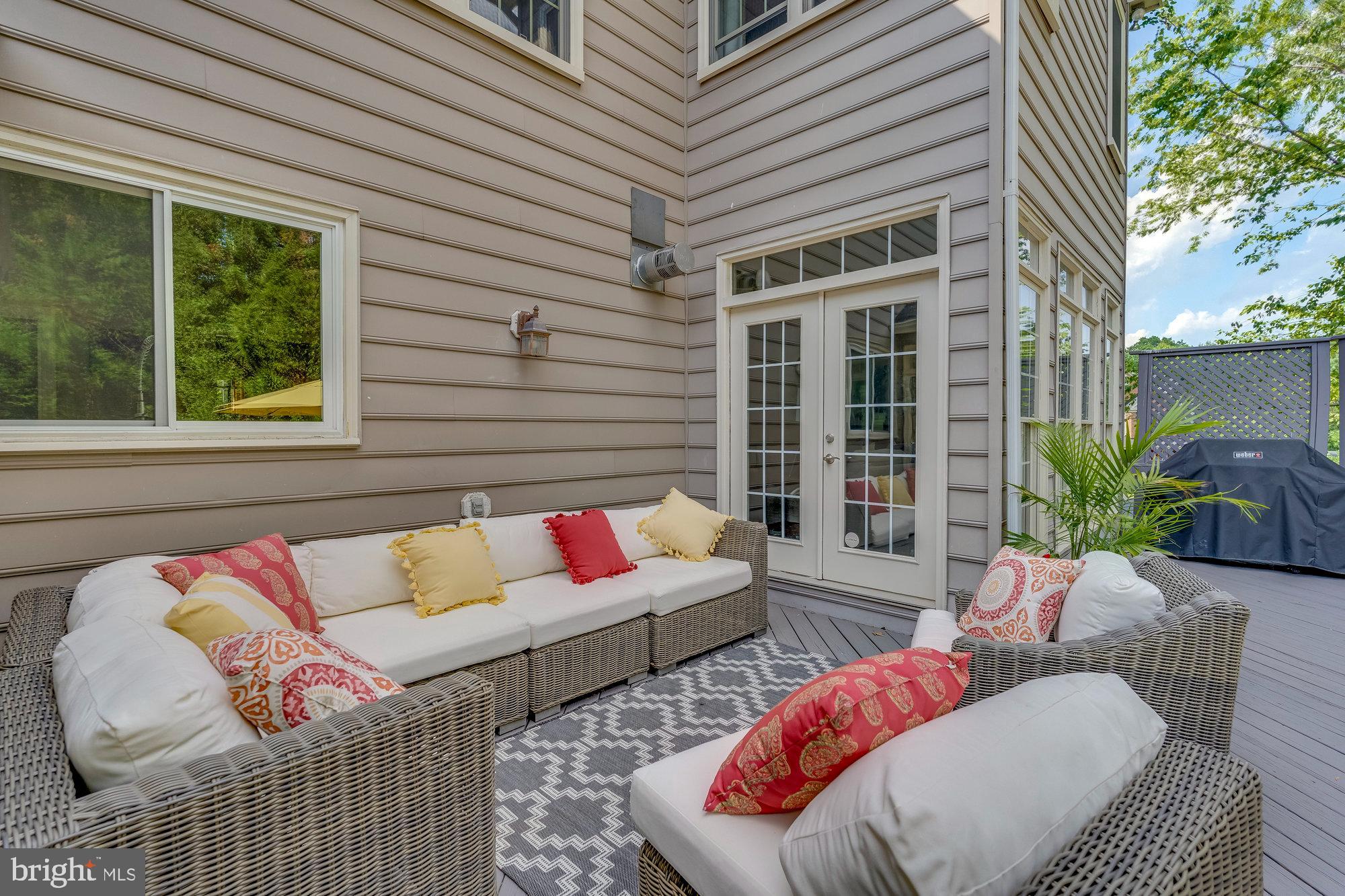 MANORS AT WOLF TRAP - Residential