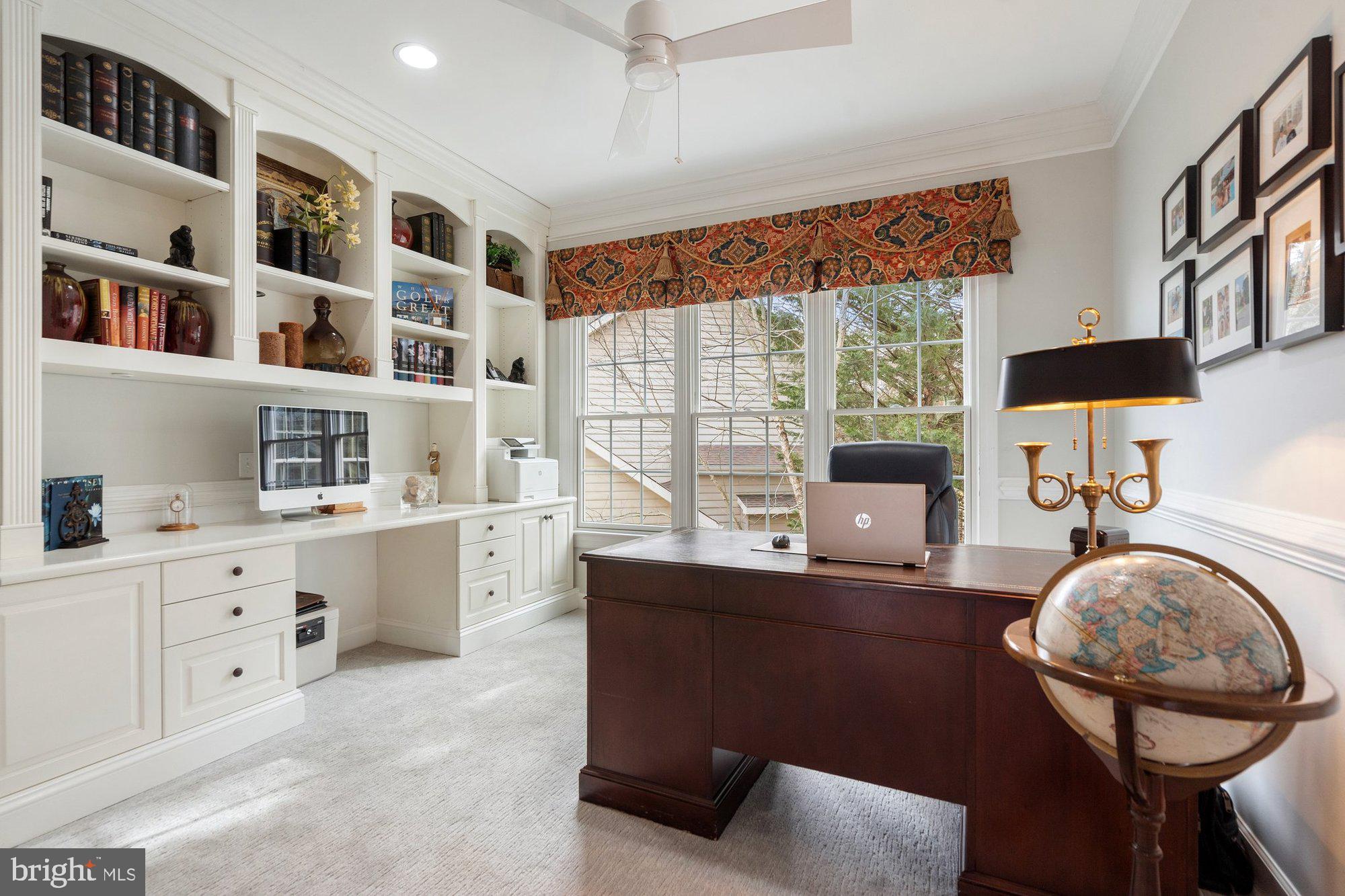 MANORS AT WOLF TRAP - Residential