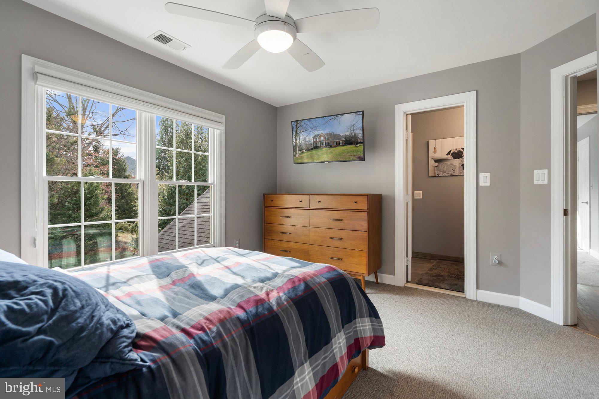 MANORS AT WOLF TRAP - Residential