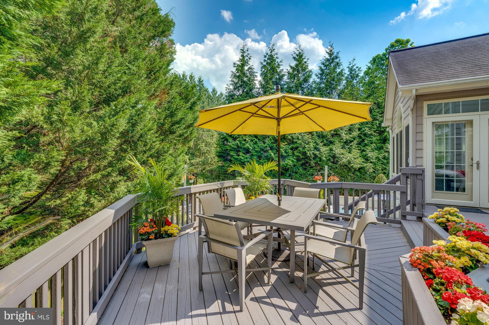 MANORS AT WOLF TRAP - Residential