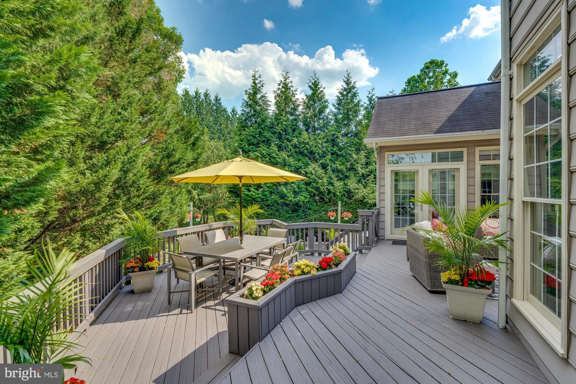 MANORS AT WOLF TRAP - Residential