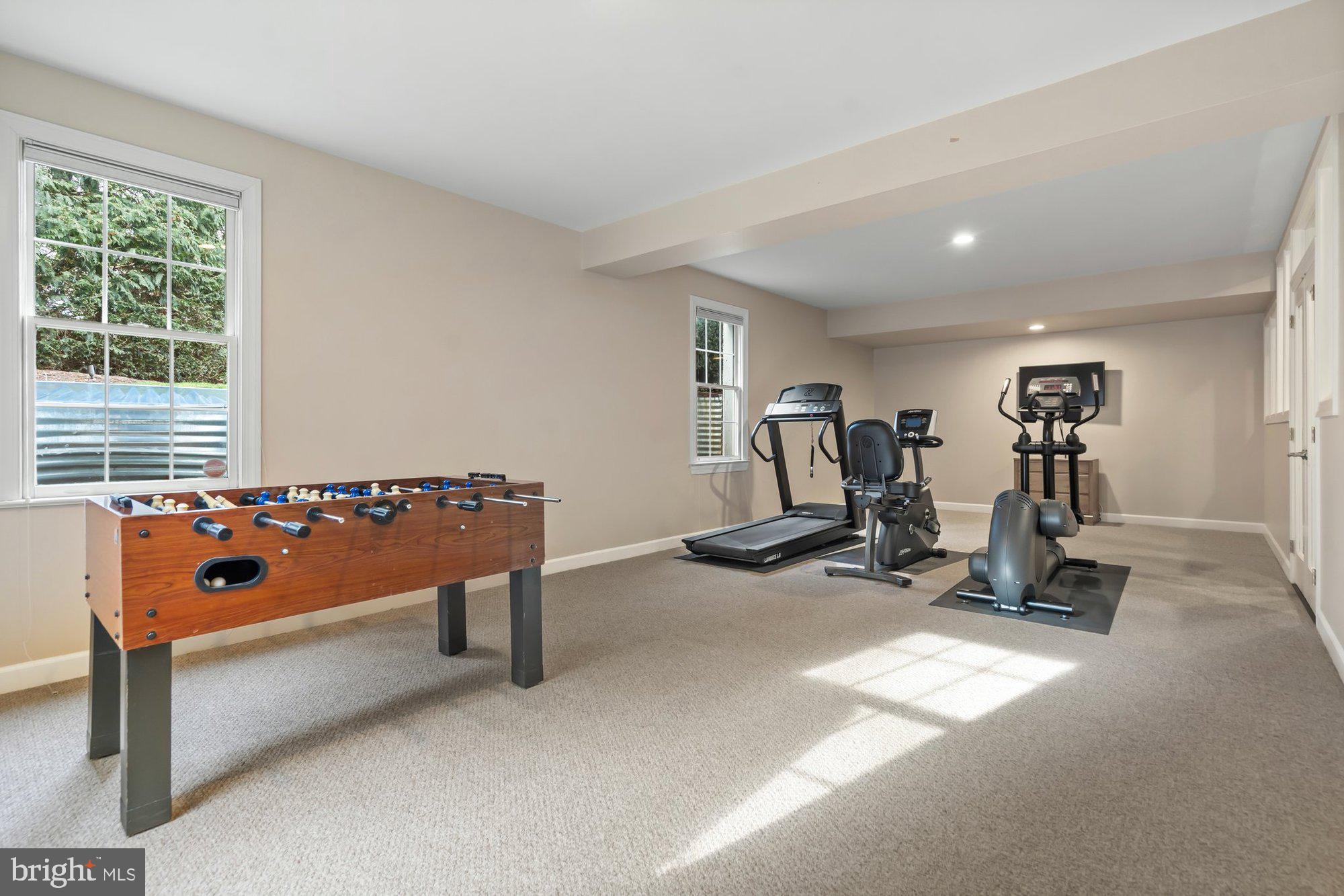 MANORS AT WOLF TRAP - Residential