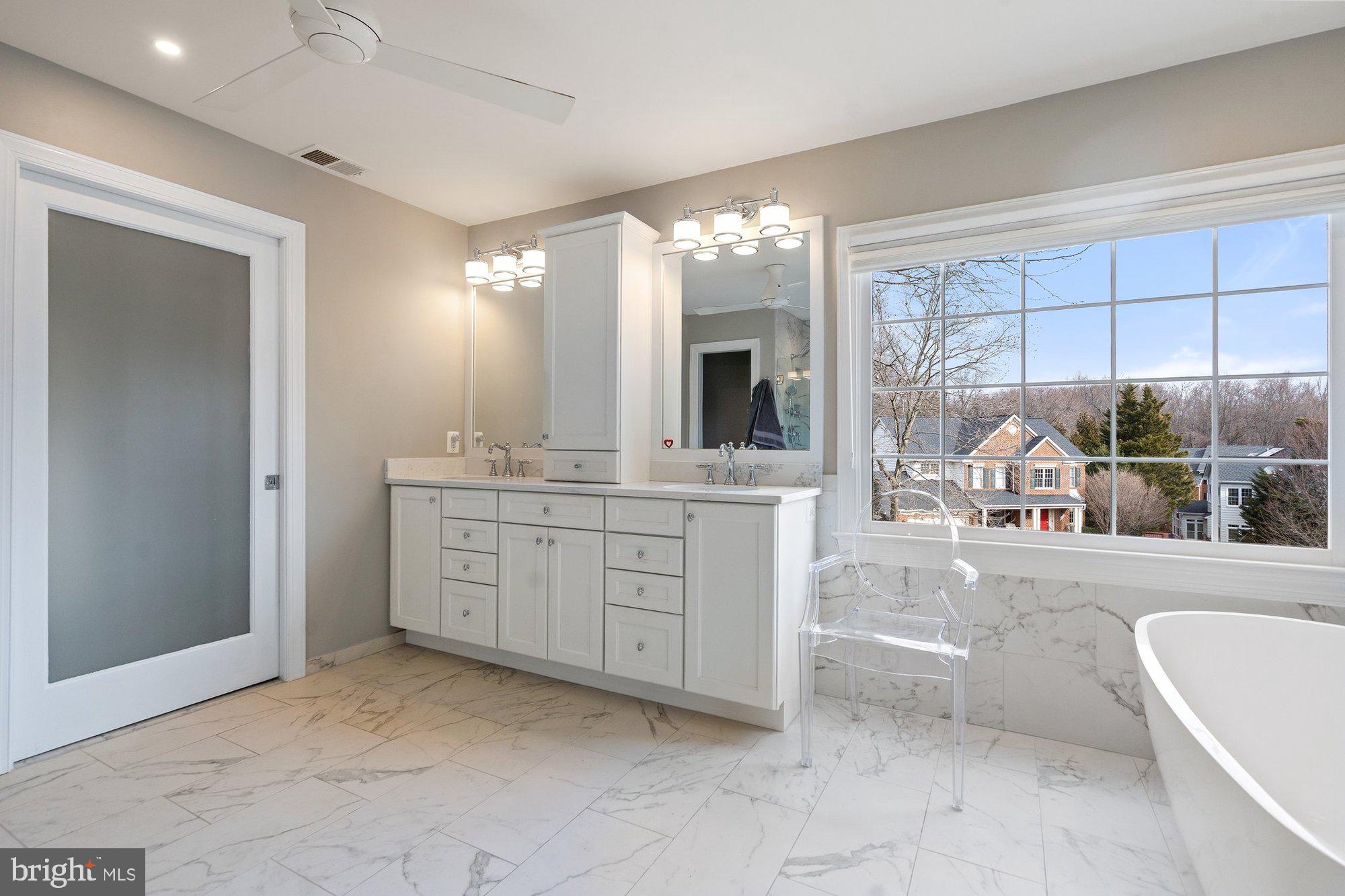 MANORS AT WOLF TRAP - Residential