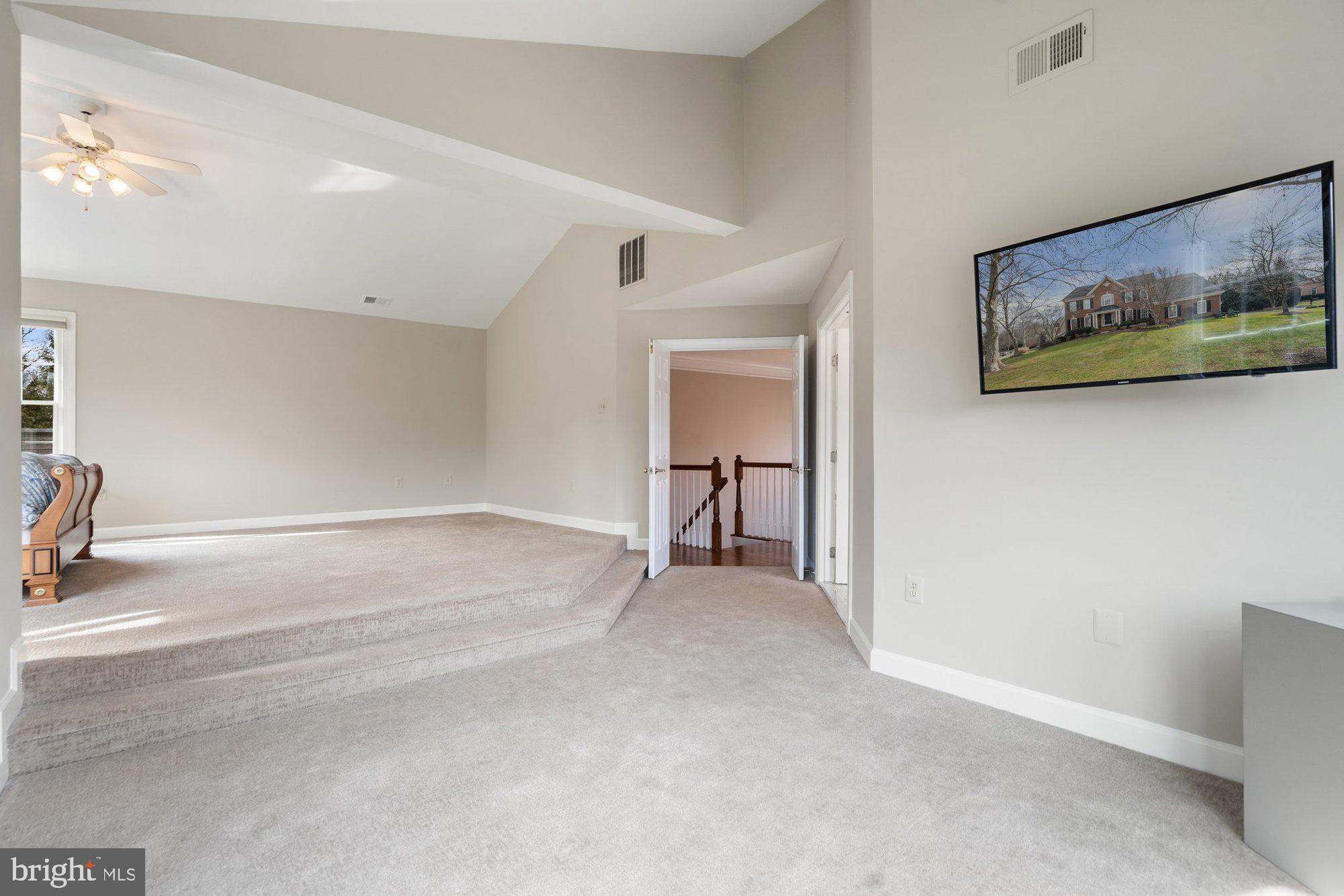 MANORS AT WOLF TRAP - Residential