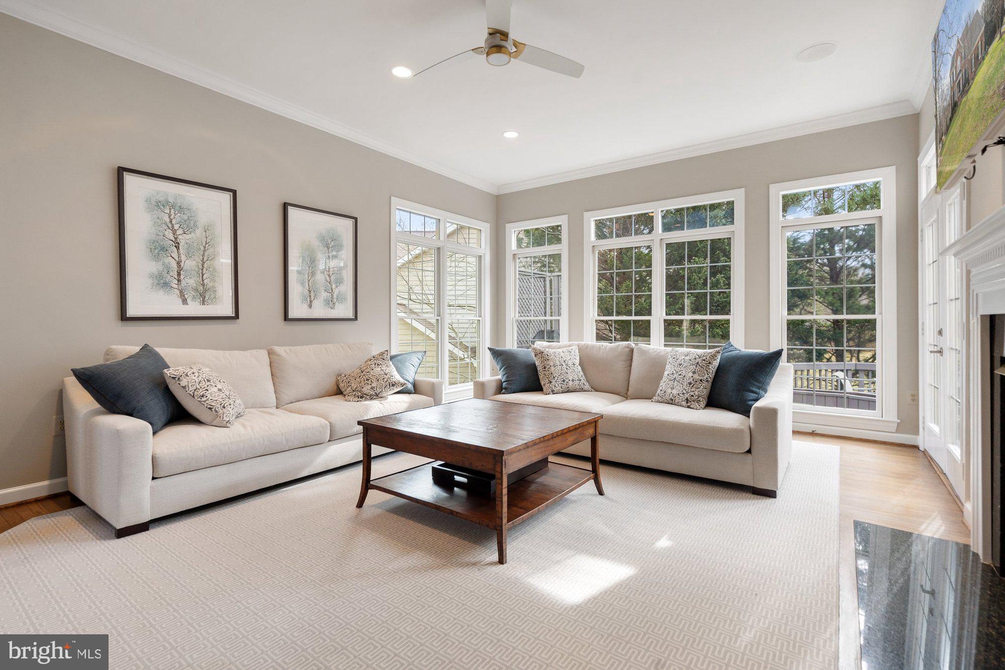 MANORS AT WOLF TRAP - Residential