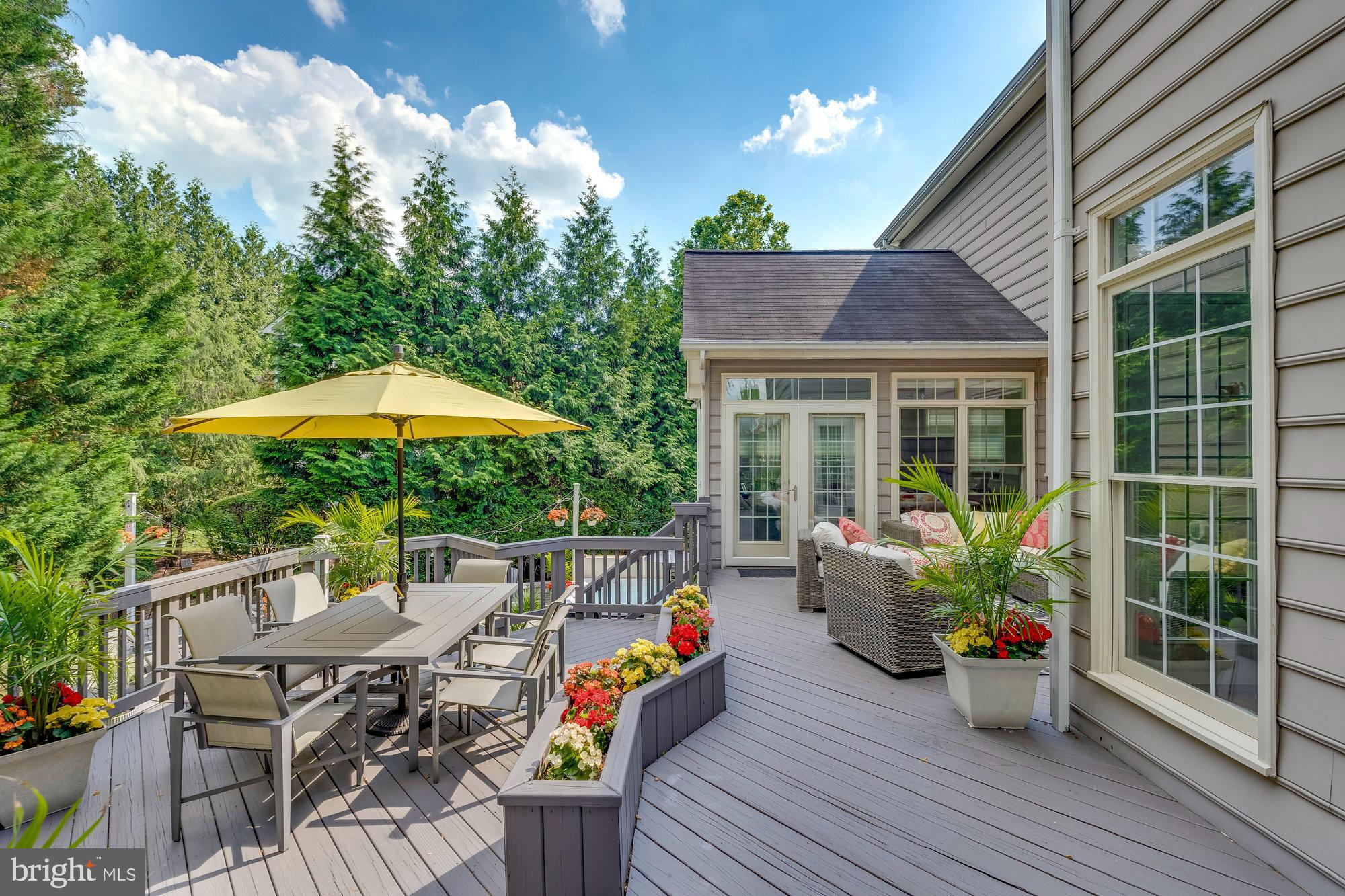 MANORS AT WOLF TRAP - Residential