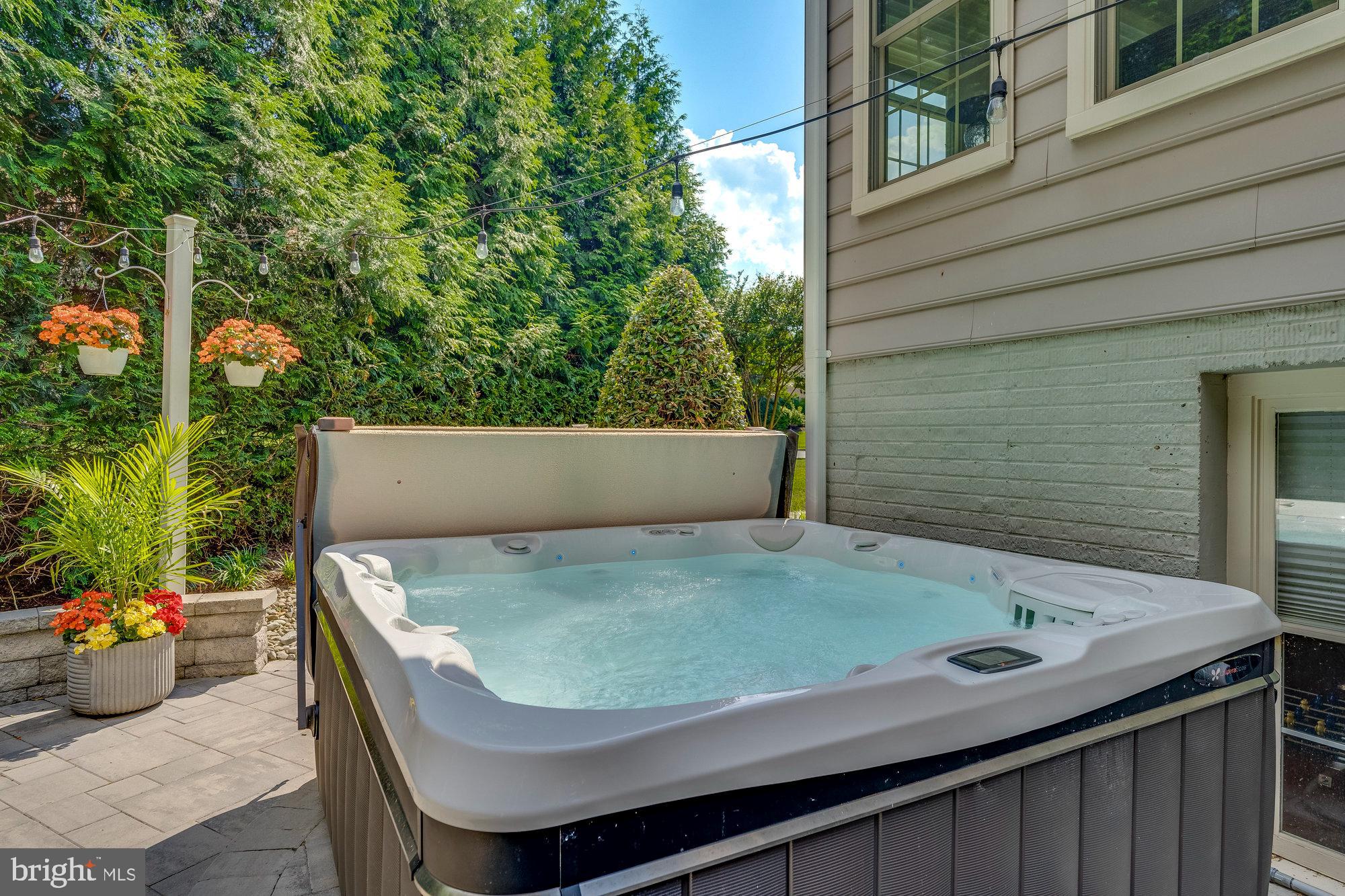 MANORS AT WOLF TRAP - Residential