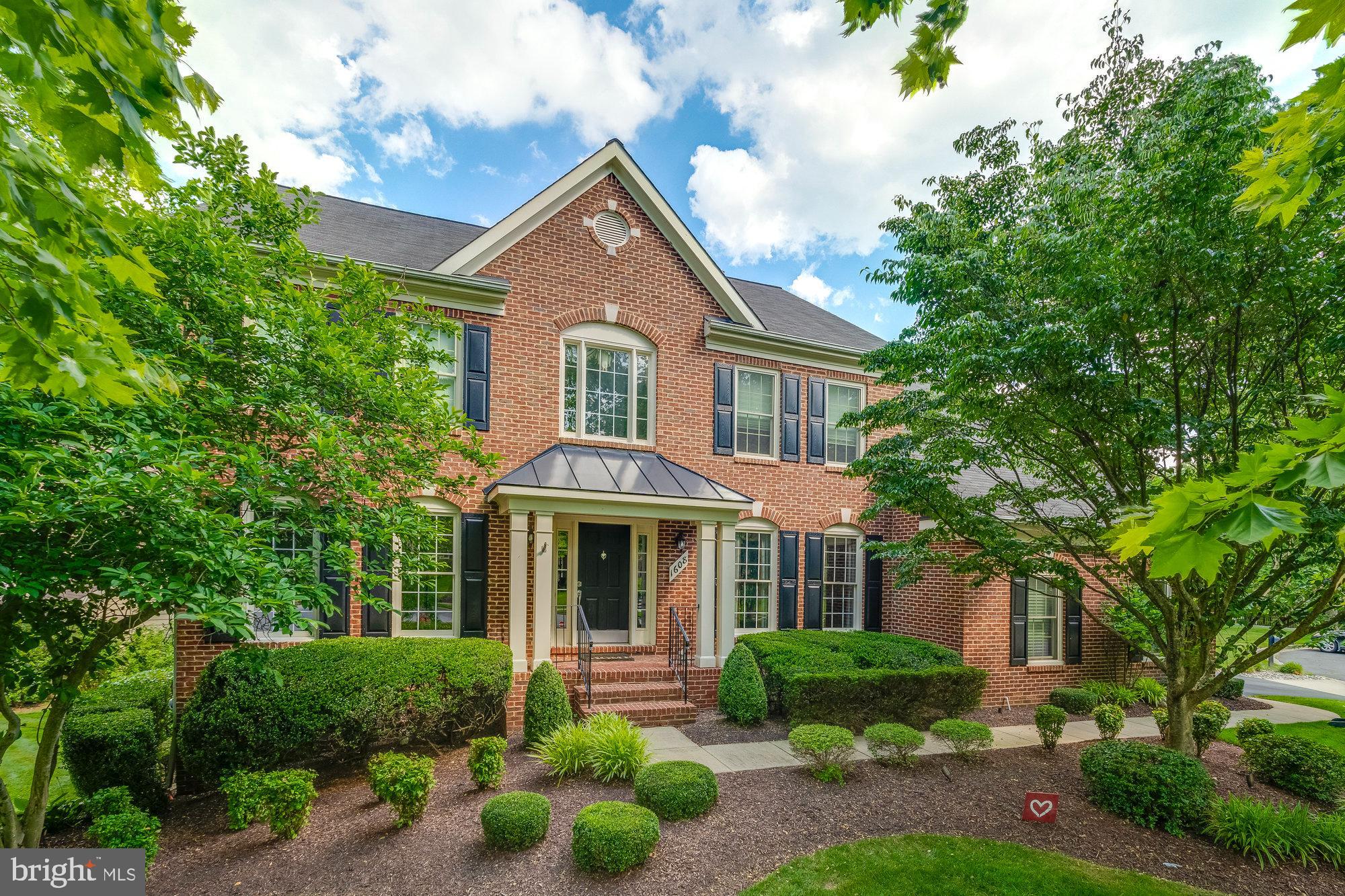 MANORS AT WOLF TRAP - Residential