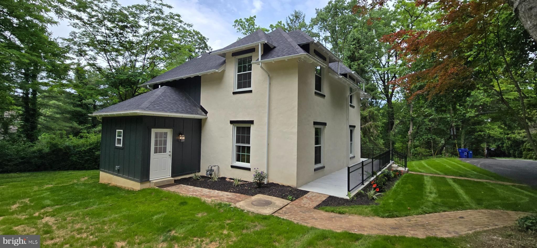 1300 GRANTLEY ROAD