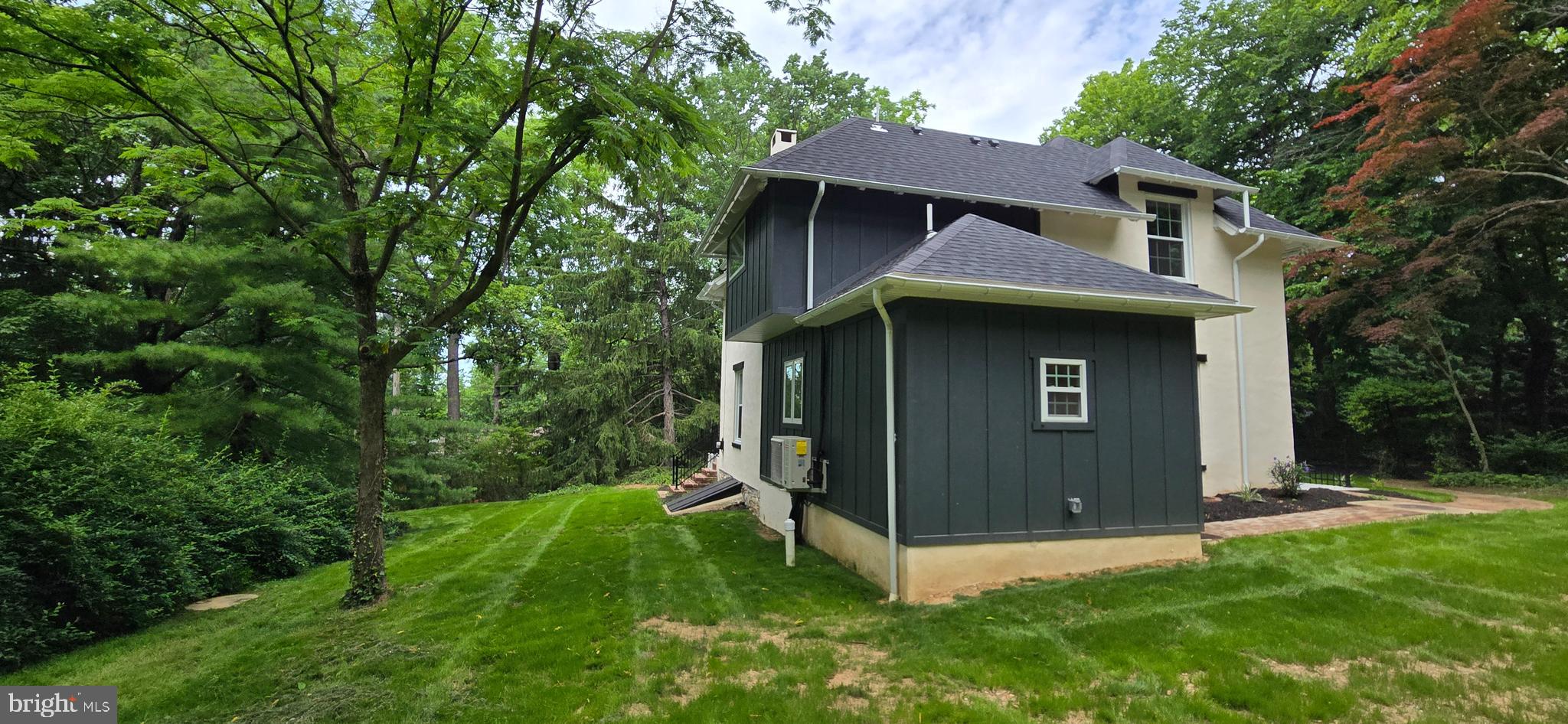 1300 GRANTLEY ROAD