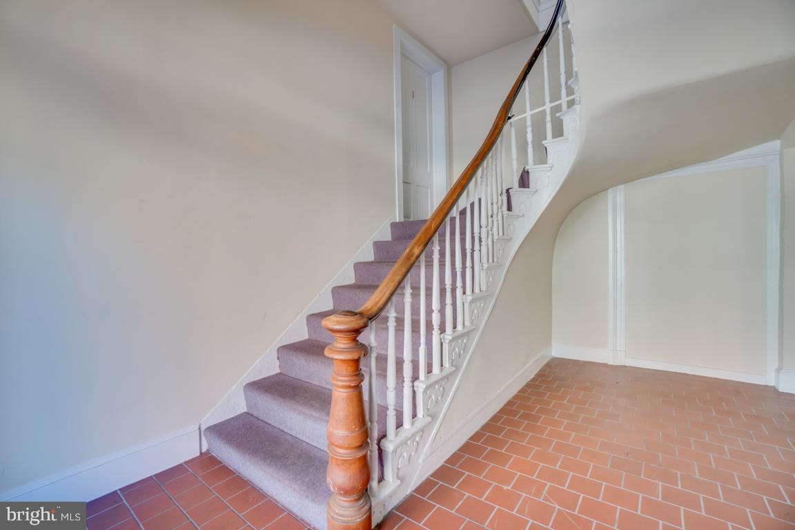 CITY OF FREDERICKSBURG - Commercial Sale