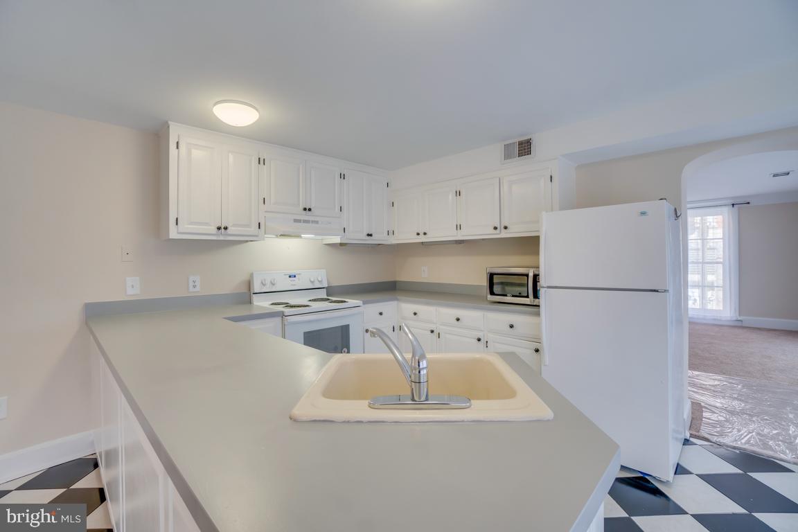 CITY OF FREDERICKSBURG - Commercial Sale