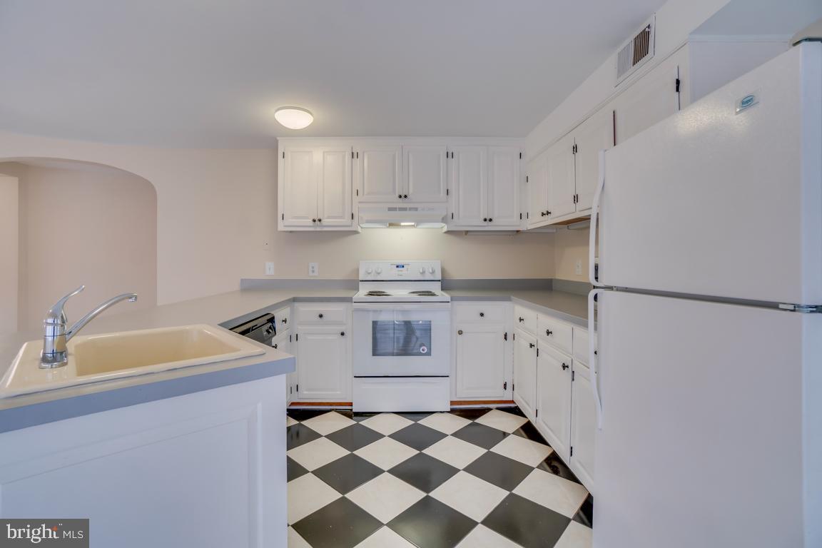 CITY OF FREDERICKSBURG - Commercial Sale