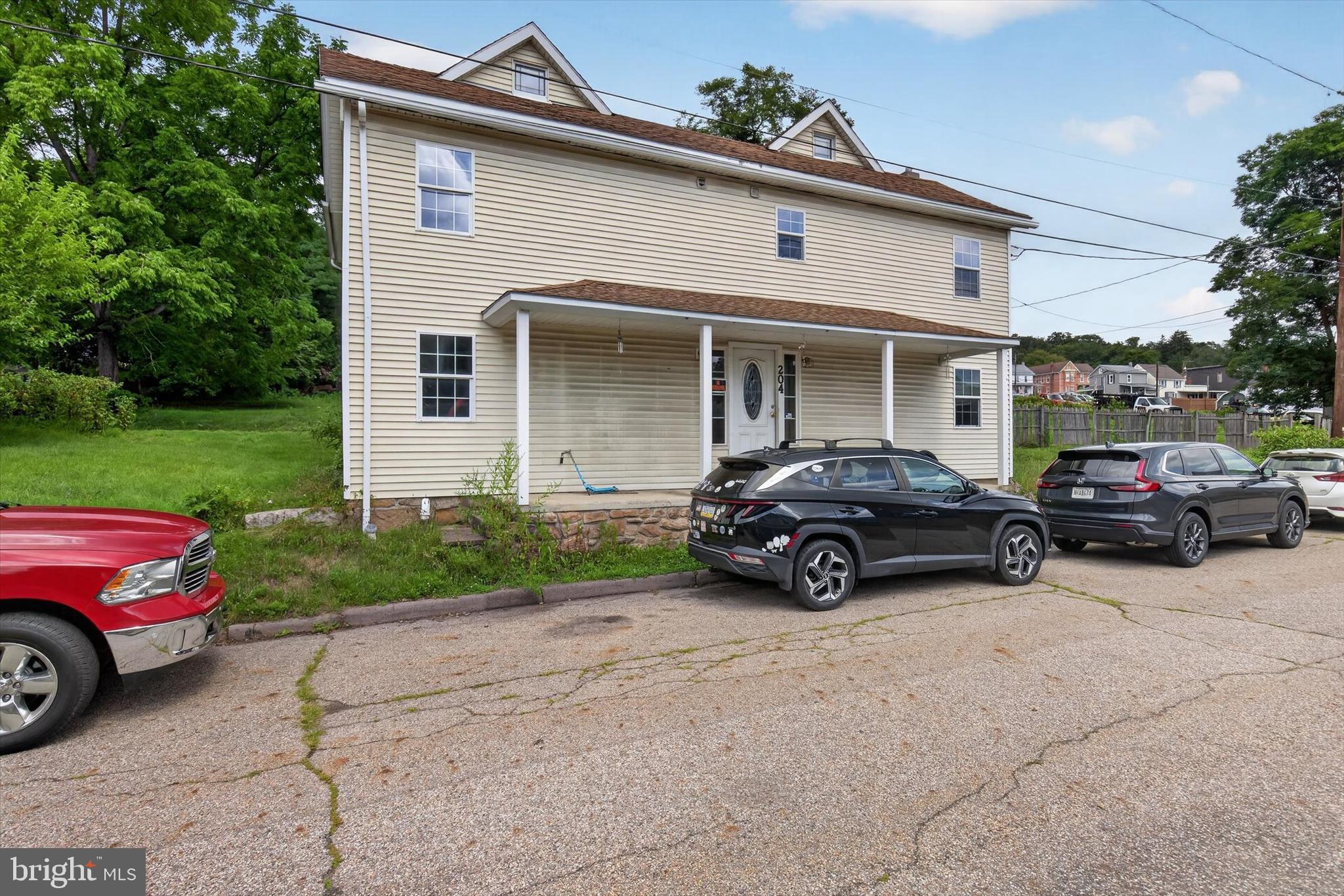 204 WALNUT STREET