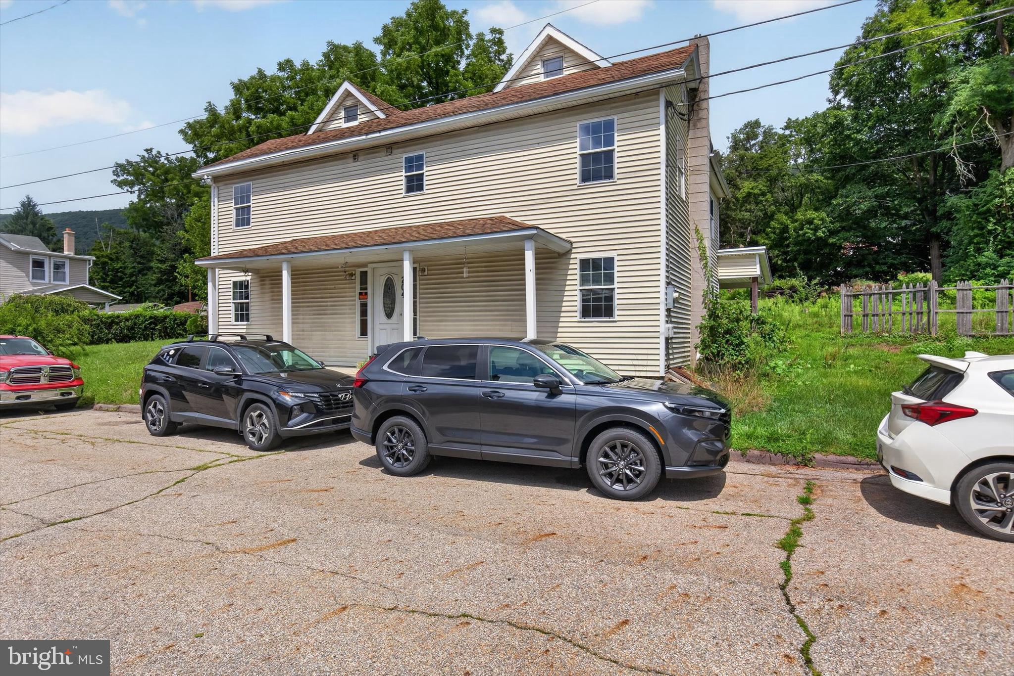 204 WALNUT STREET