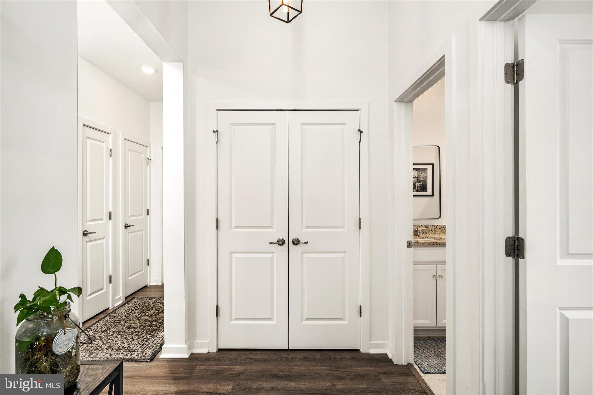 5 AQUEDUCT BOULEVARD