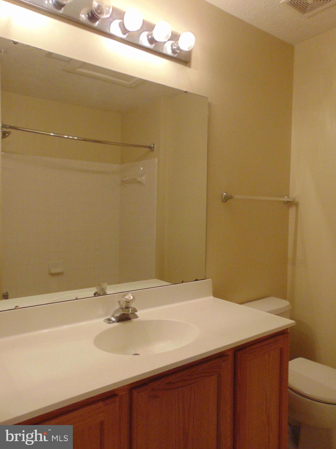 EATON SQUARE - Residential Lease