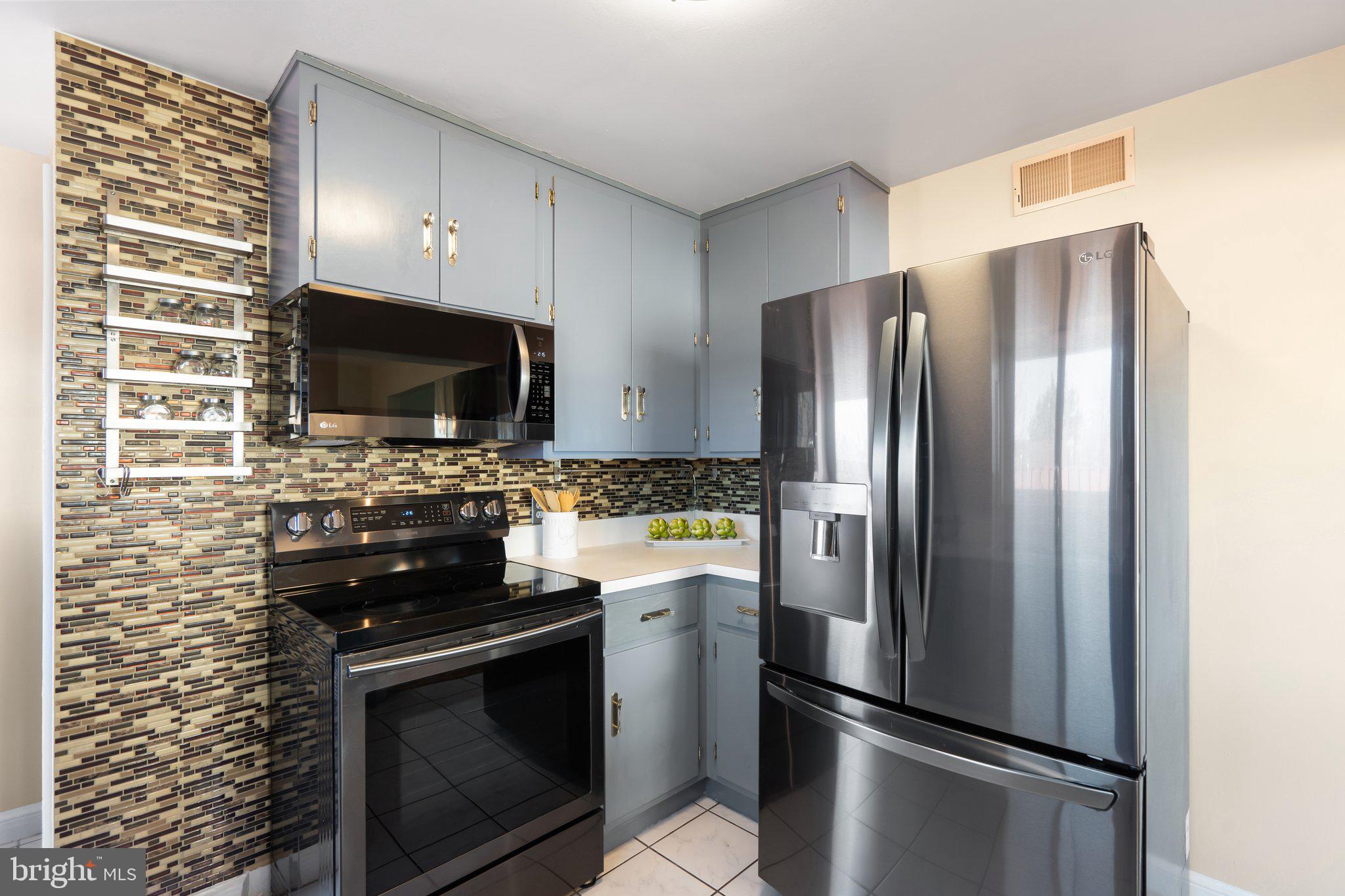 SPRINGFIELD - Residential