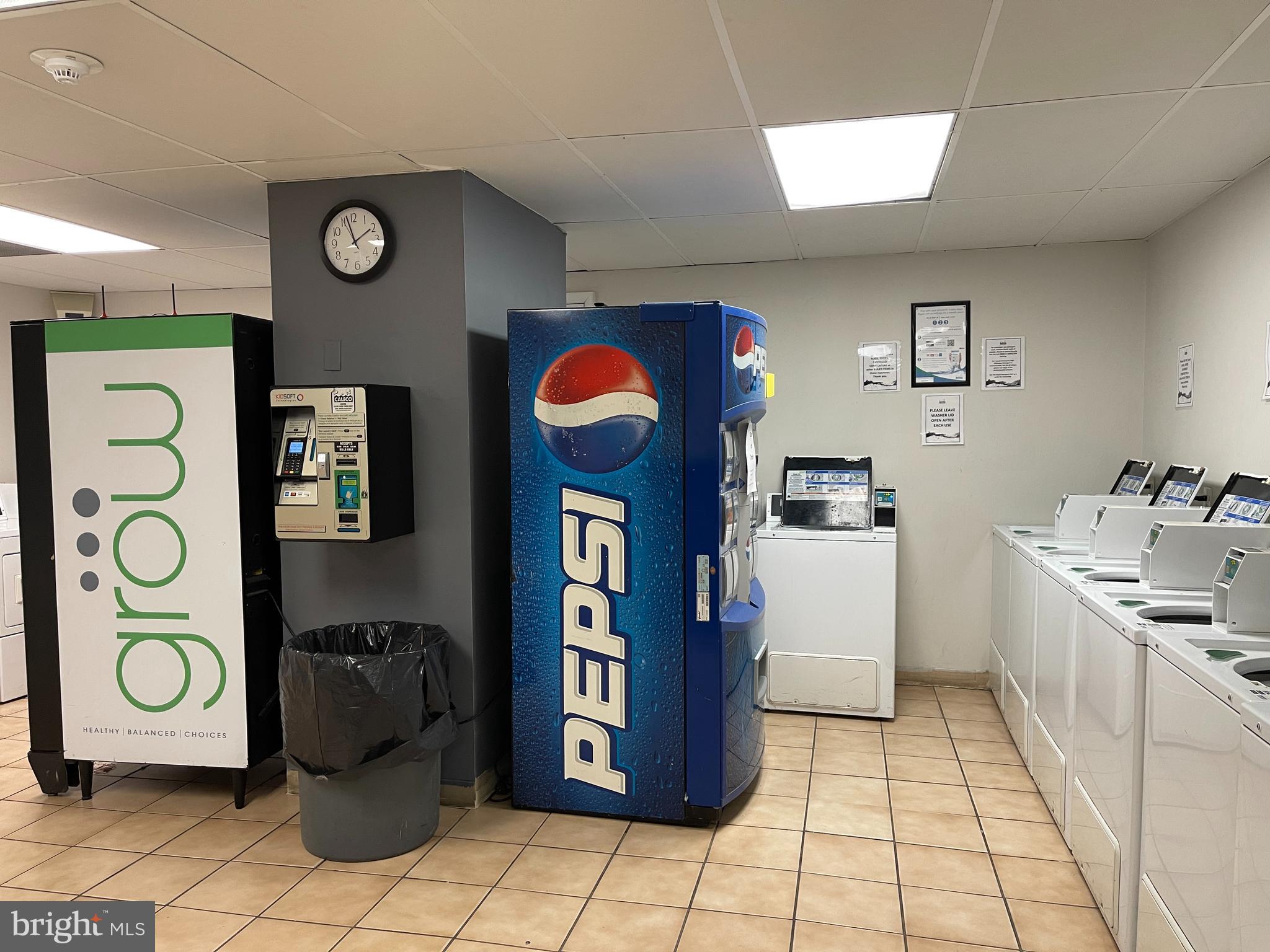 AVENUE OF THE ARTS - Residential Lease