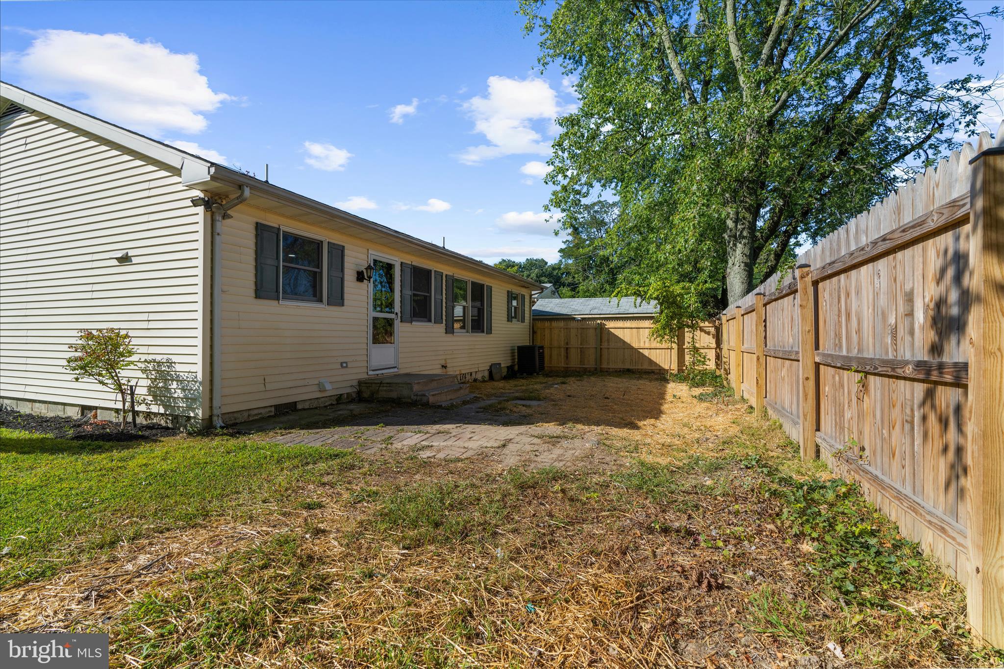 BENTON'S COCKEY LANE - Residential