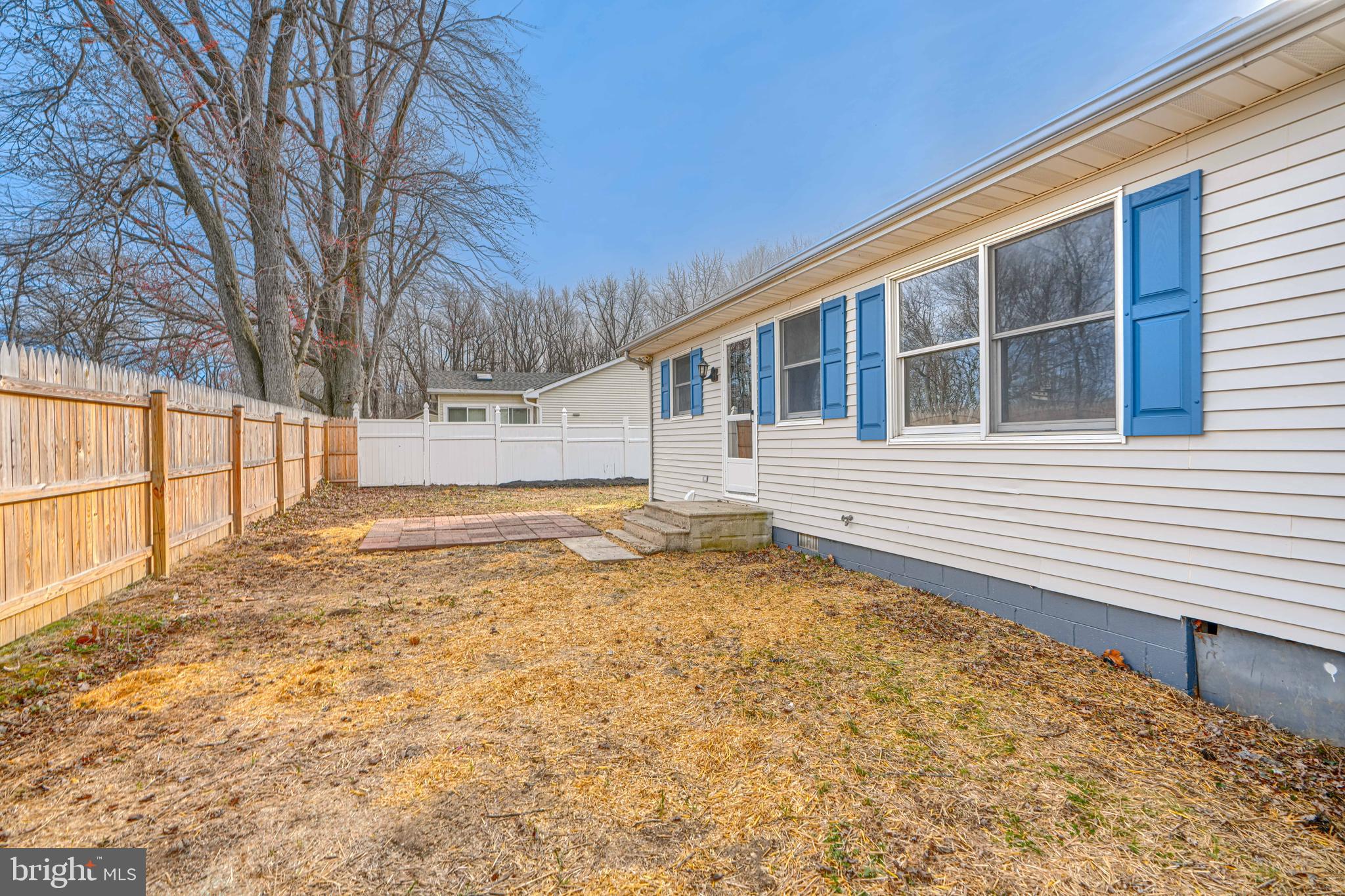 BENTON'S COCKEY LANE - Residential