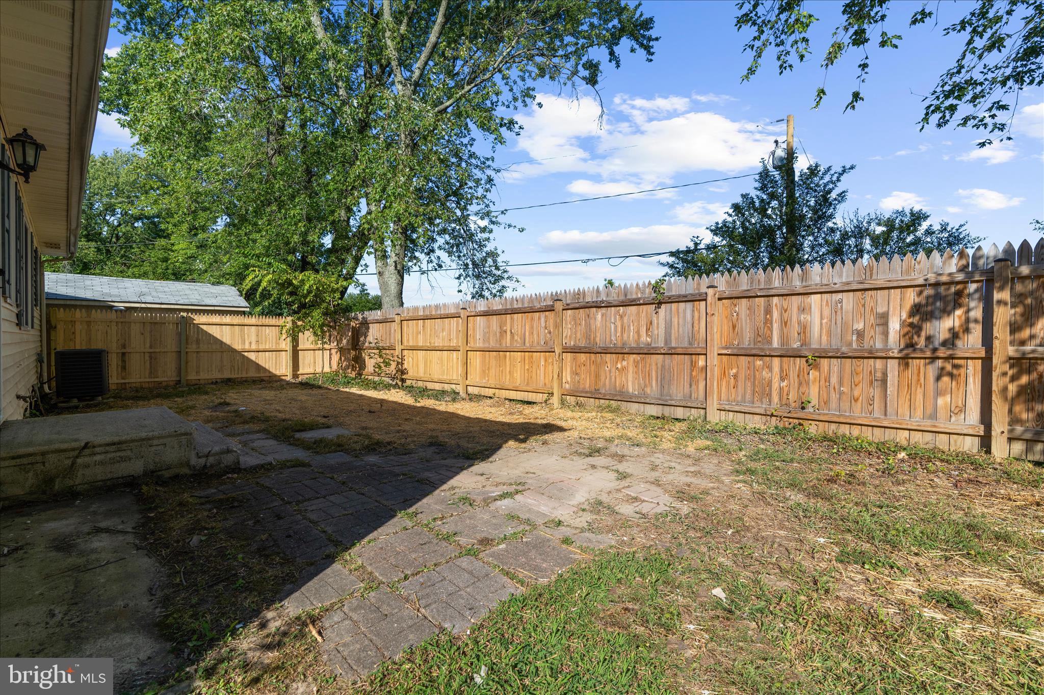 BENTON'S COCKEY LANE - Residential