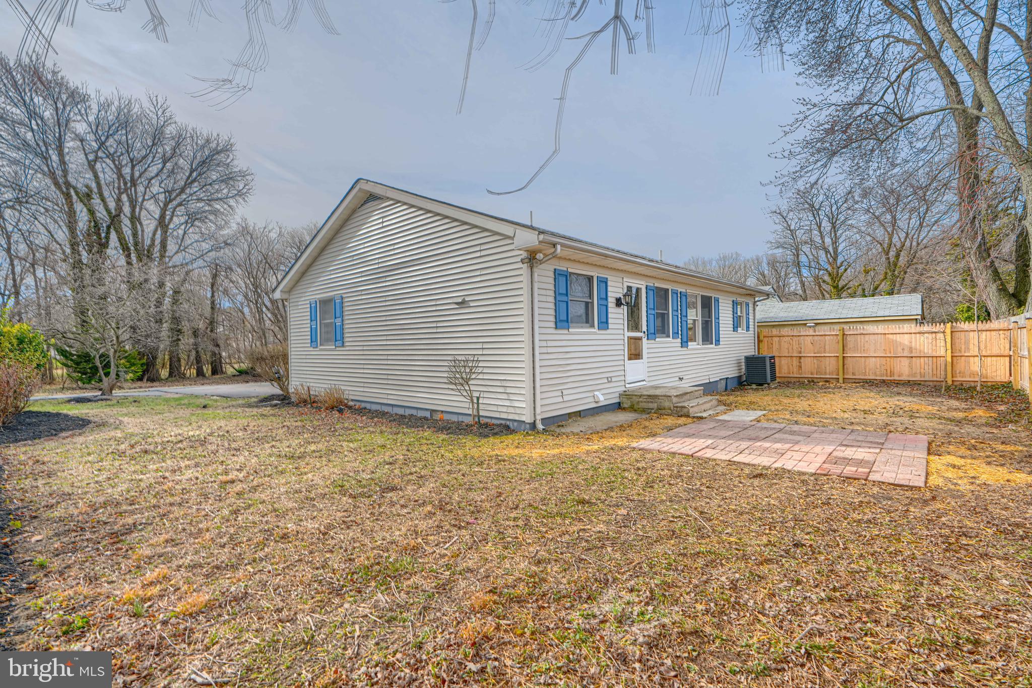 BENTON'S COCKEY LANE - Residential