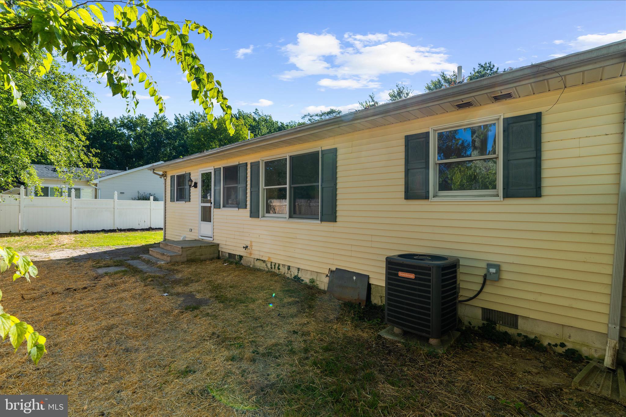 BENTON'S COCKEY LANE - Residential