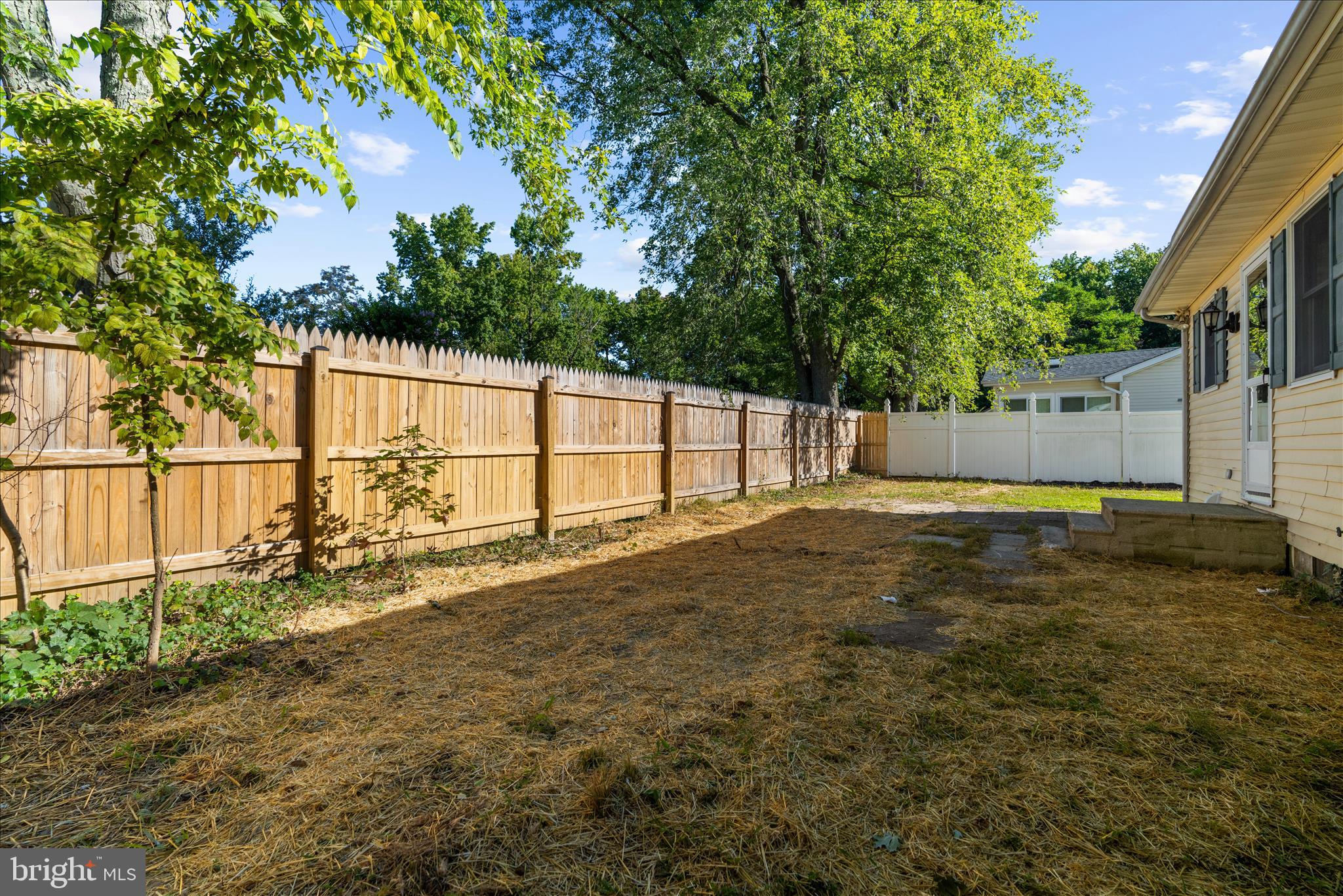 BENTON'S COCKEY LANE - Residential