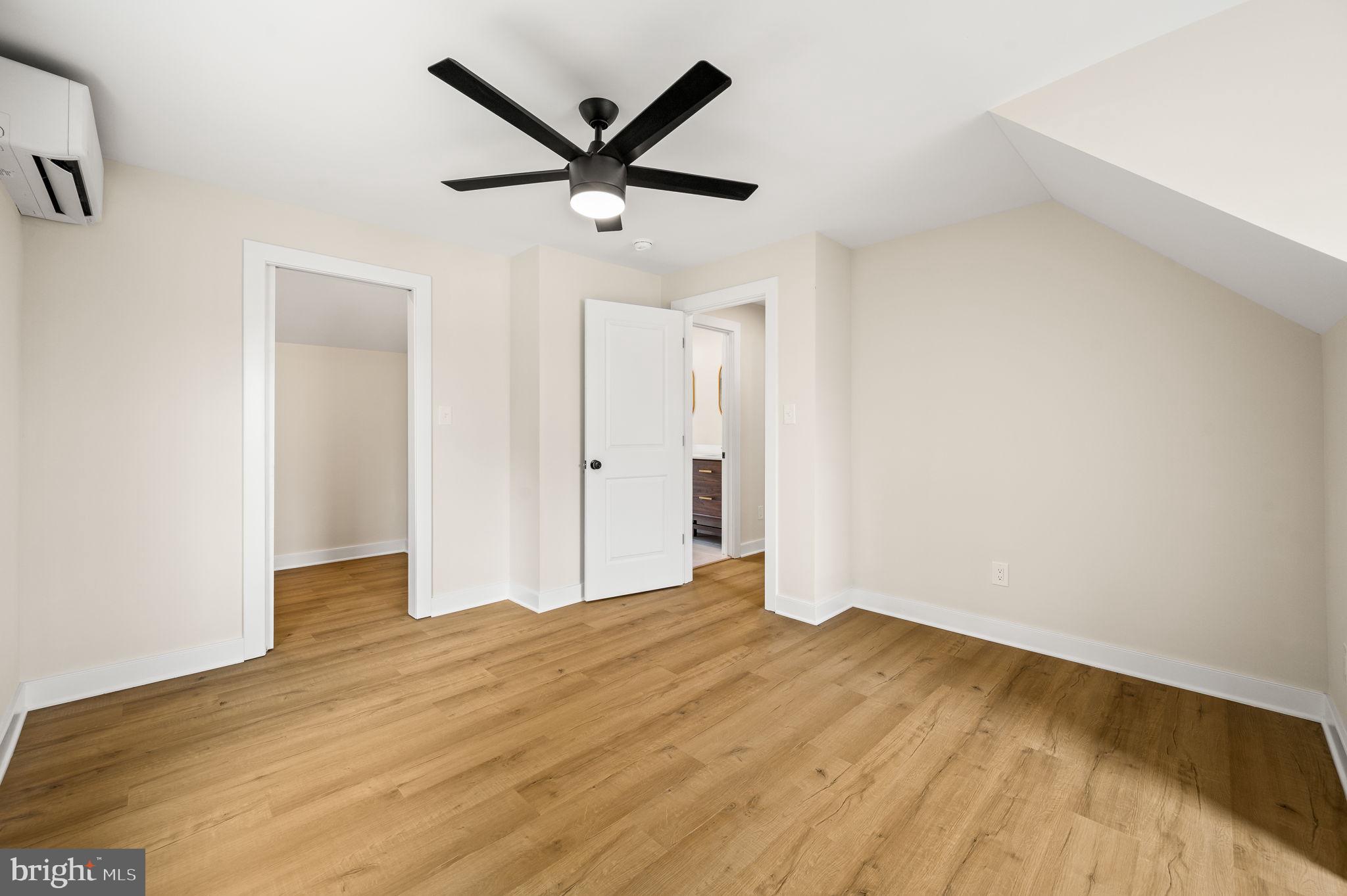 RIDLEY FARMS - Residential