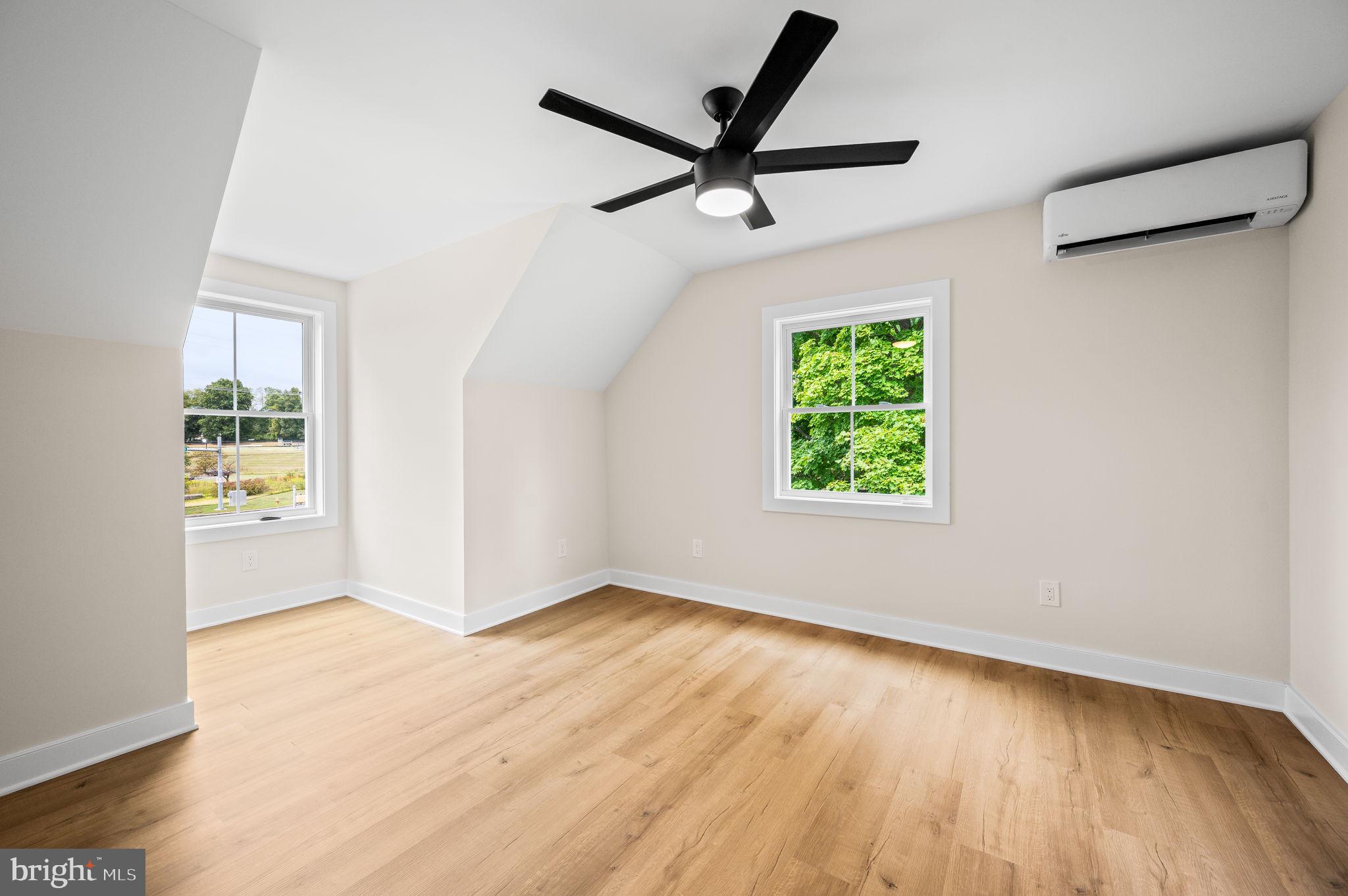 RIDLEY FARMS - Residential