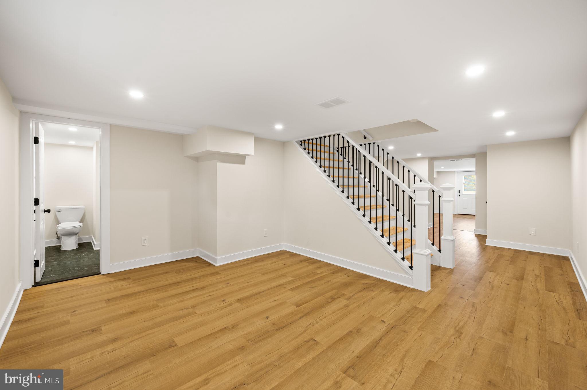 RIDLEY FARMS - Residential