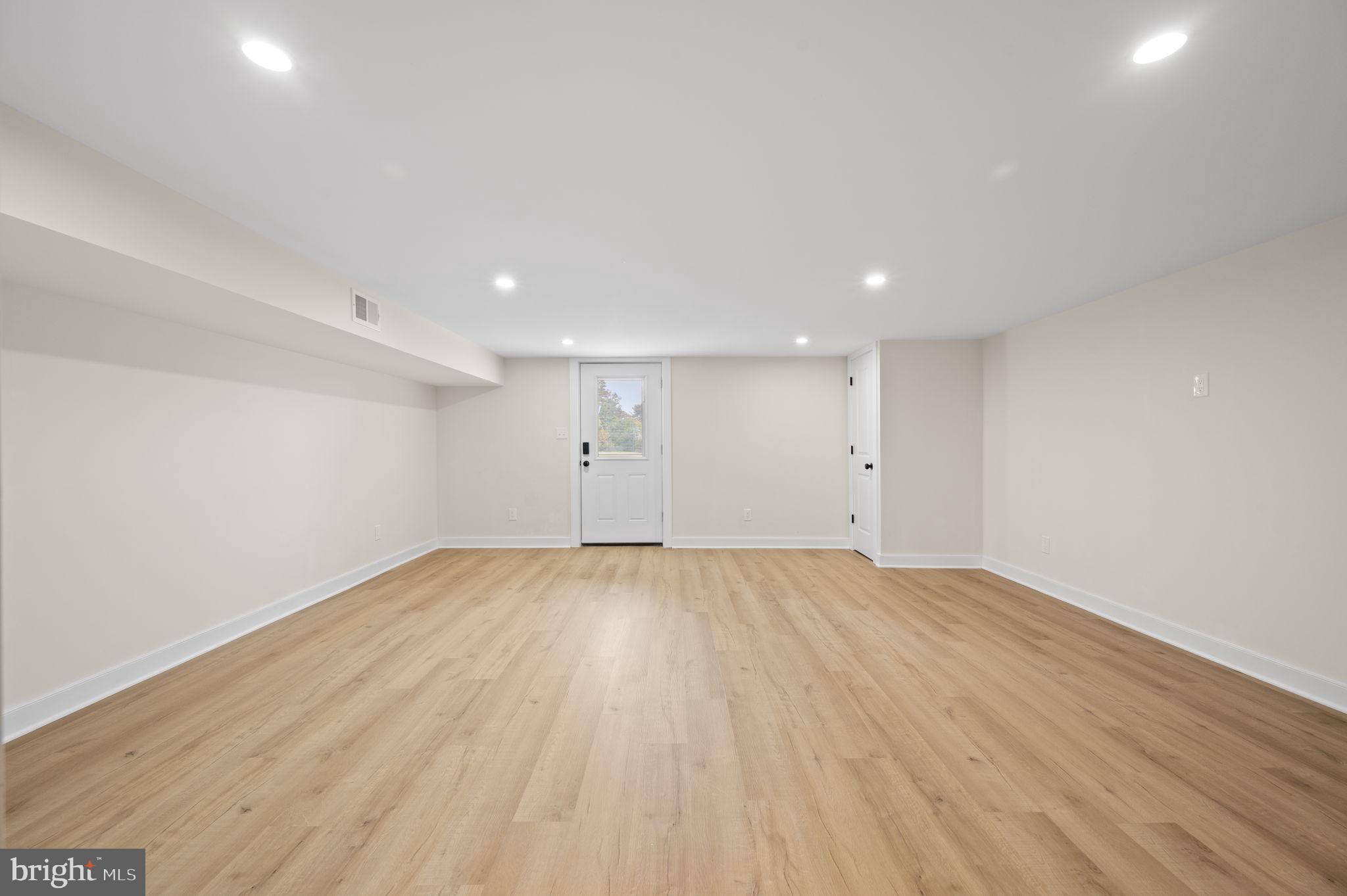 RIDLEY FARMS - Residential