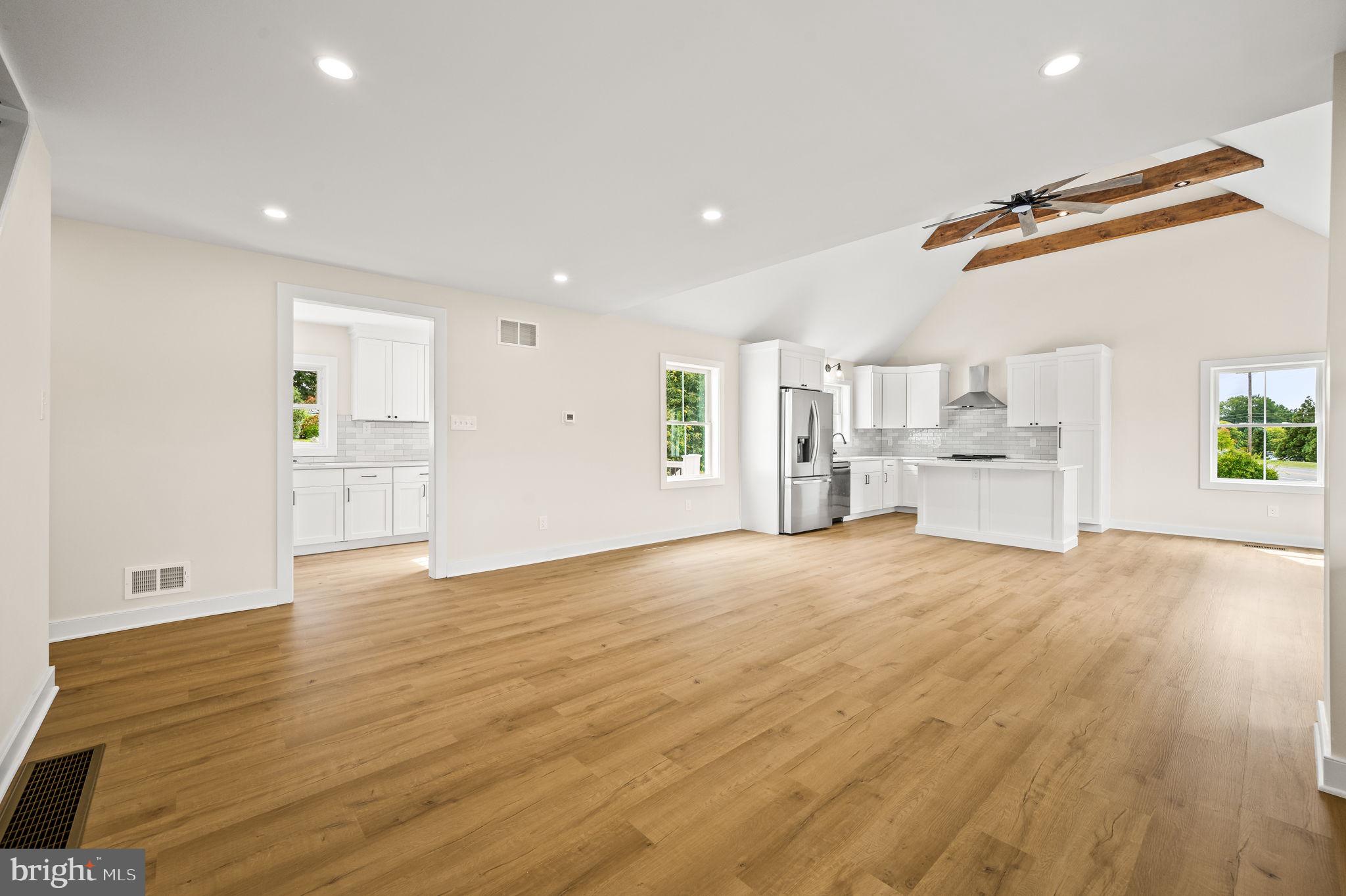 RIDLEY FARMS - Residential