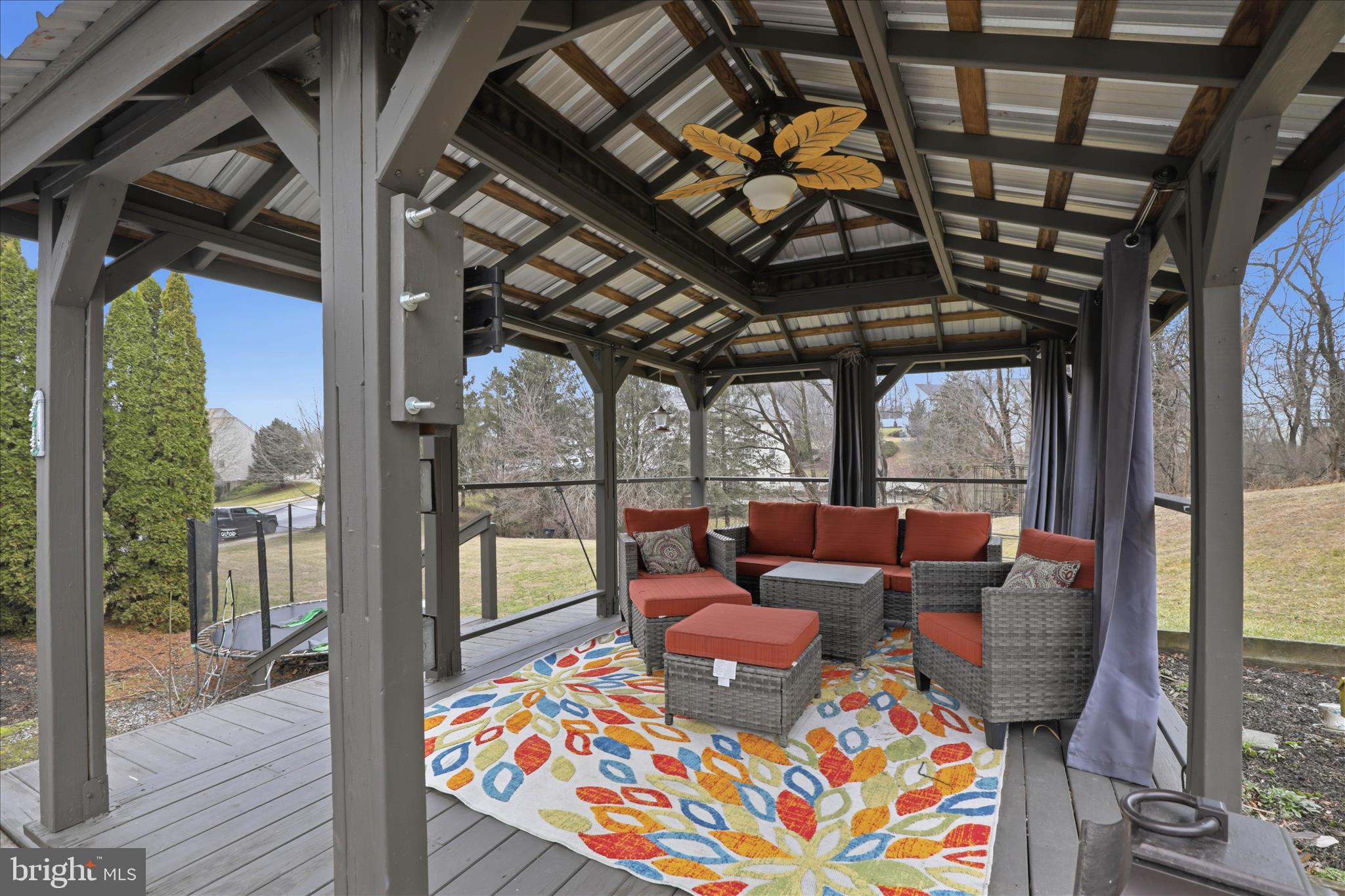 MAPLE GLEN - Residential