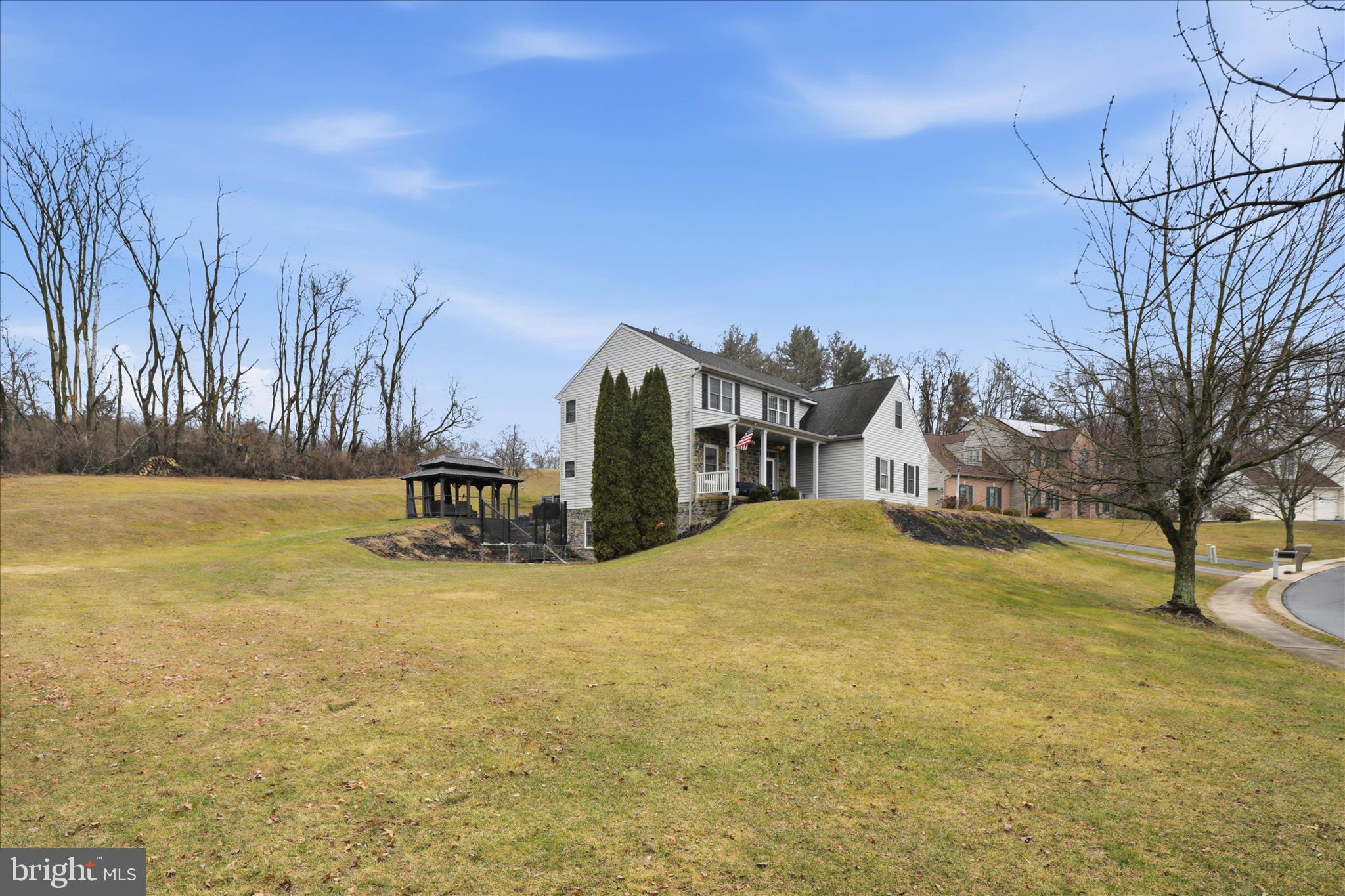 MAPLE GLEN - Residential