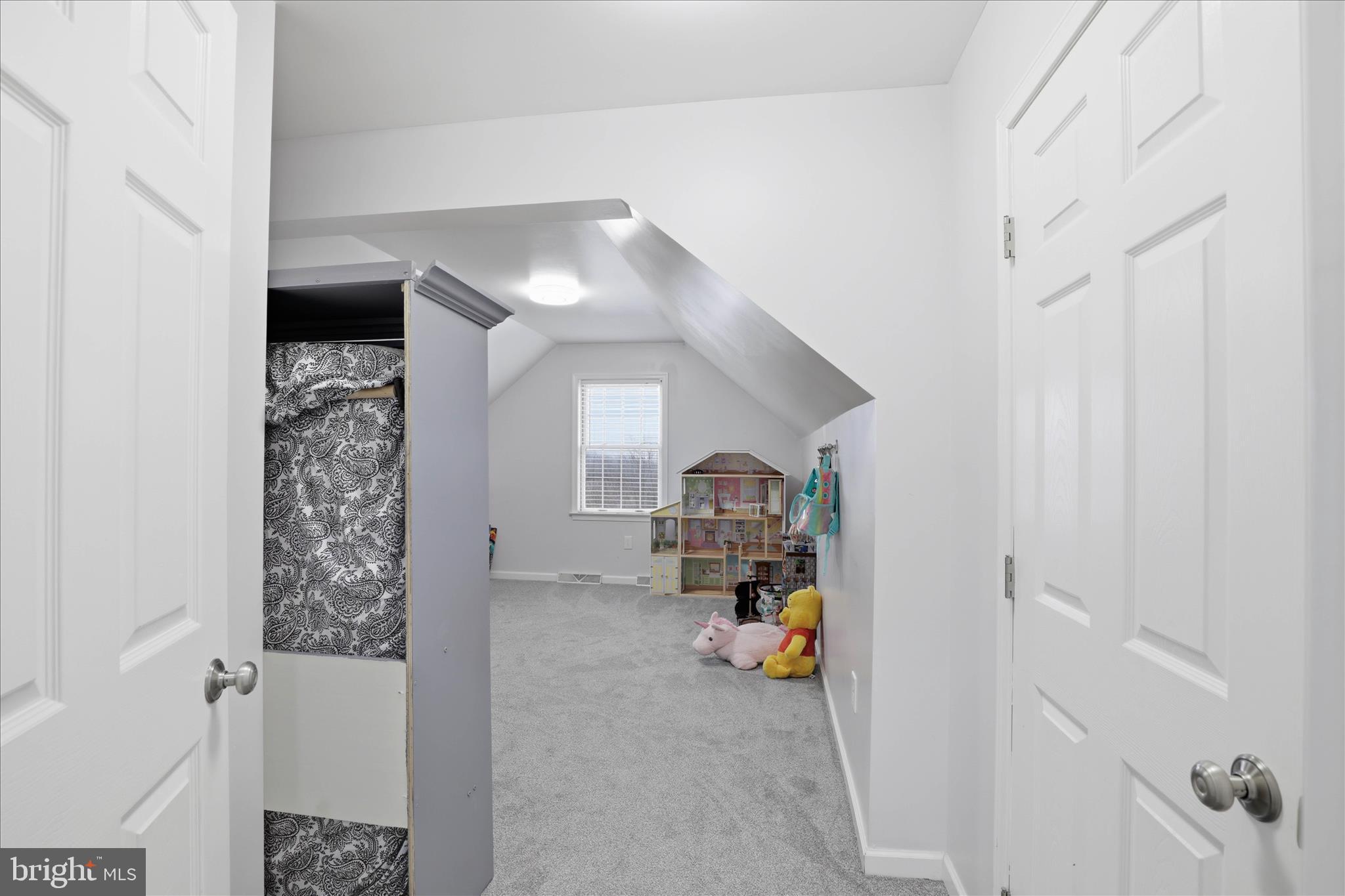 MAPLE GLEN - Residential