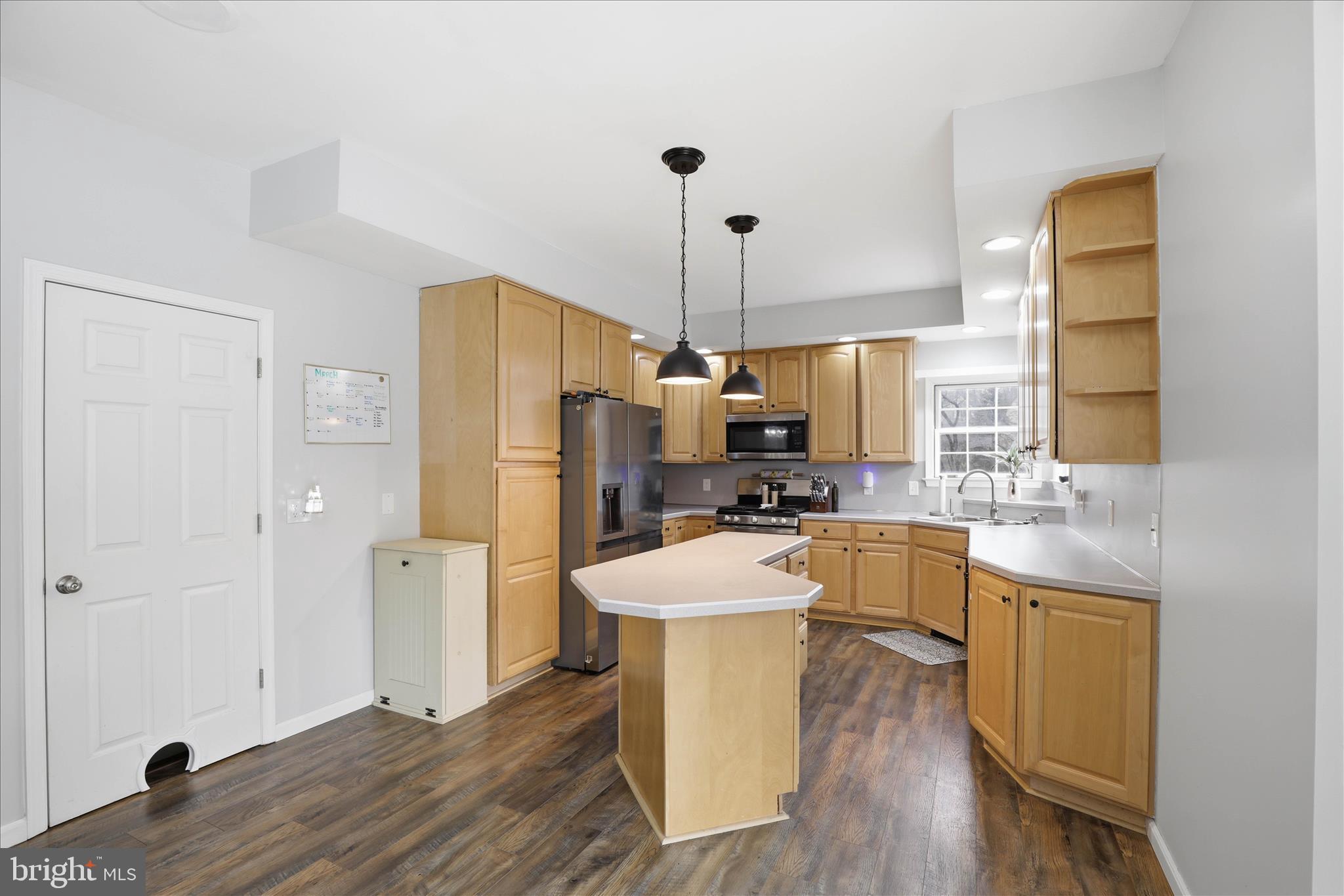 MAPLE GLEN - Residential