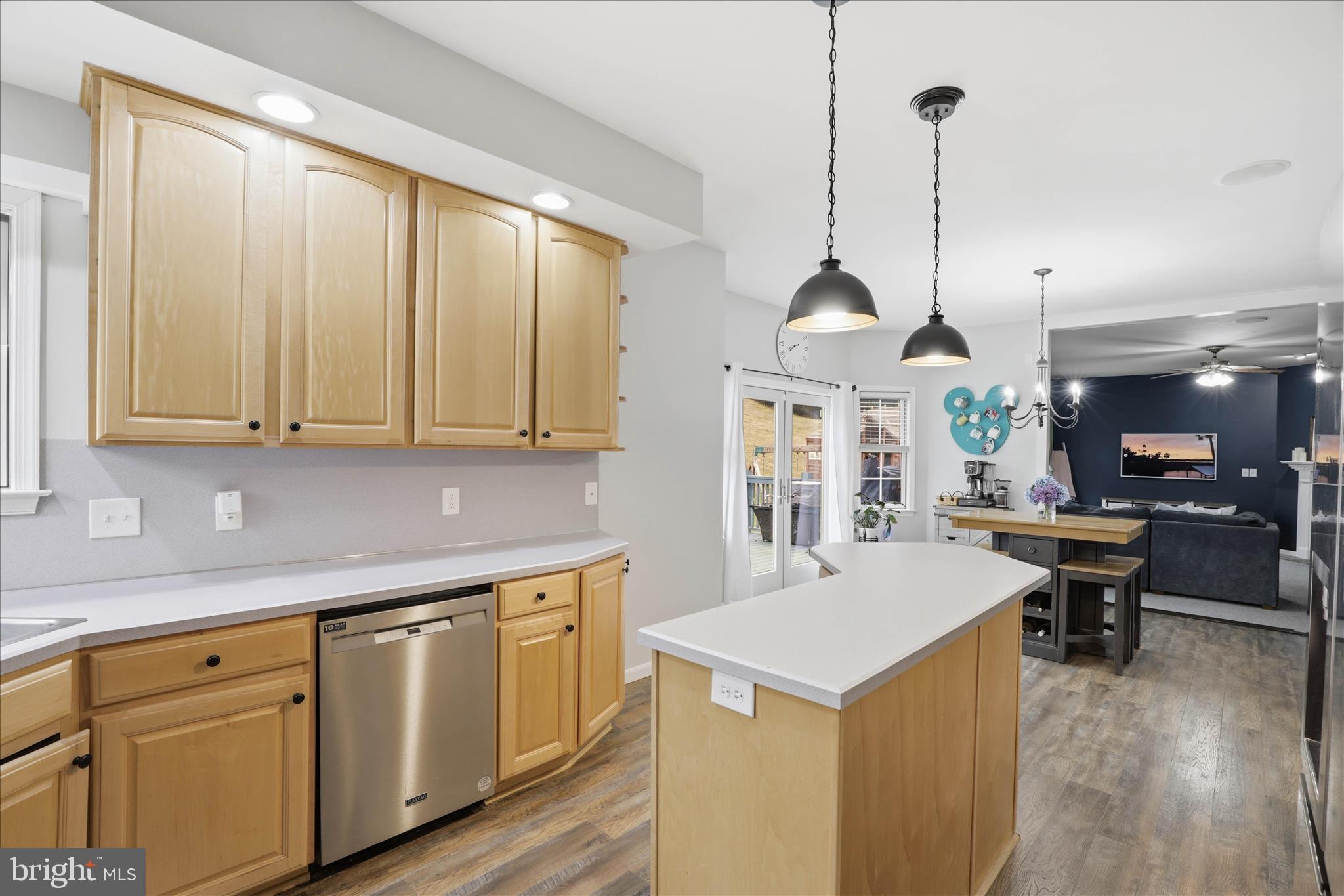 MAPLE GLEN - Residential