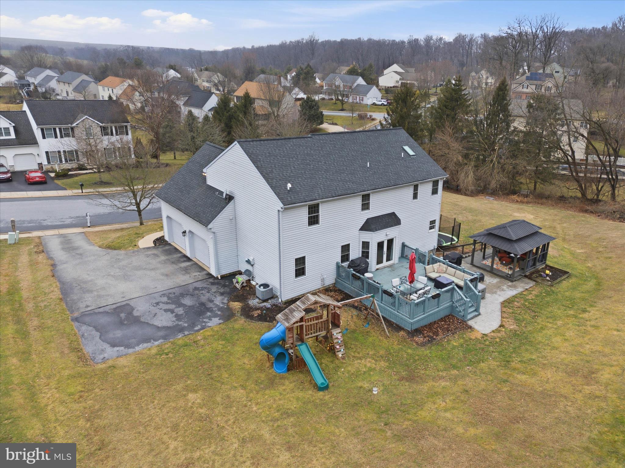 MAPLE GLEN - Residential