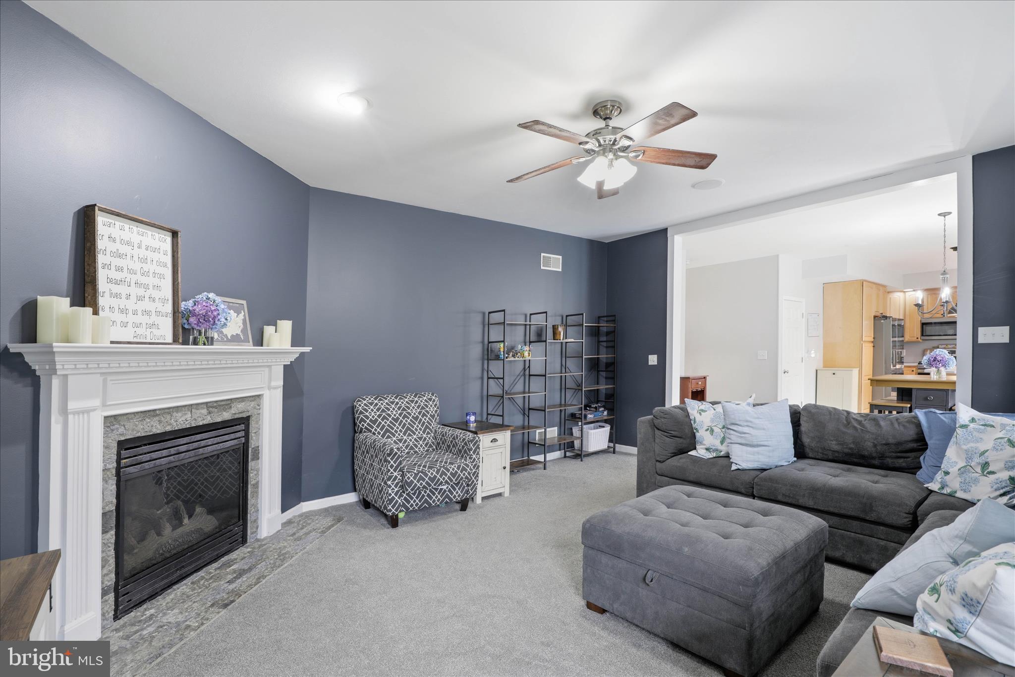 MAPLE GLEN - Residential