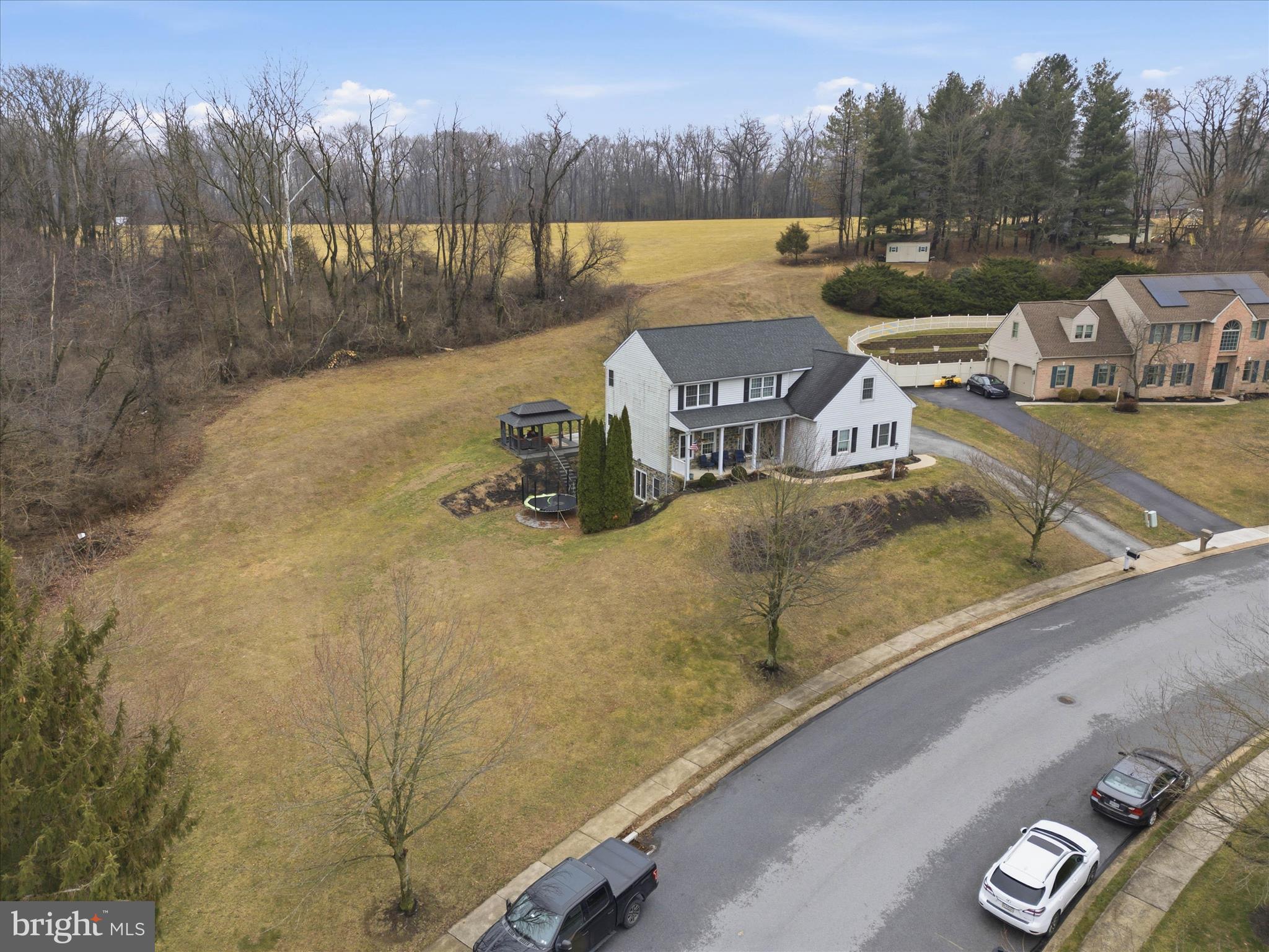 MAPLE GLEN - Residential