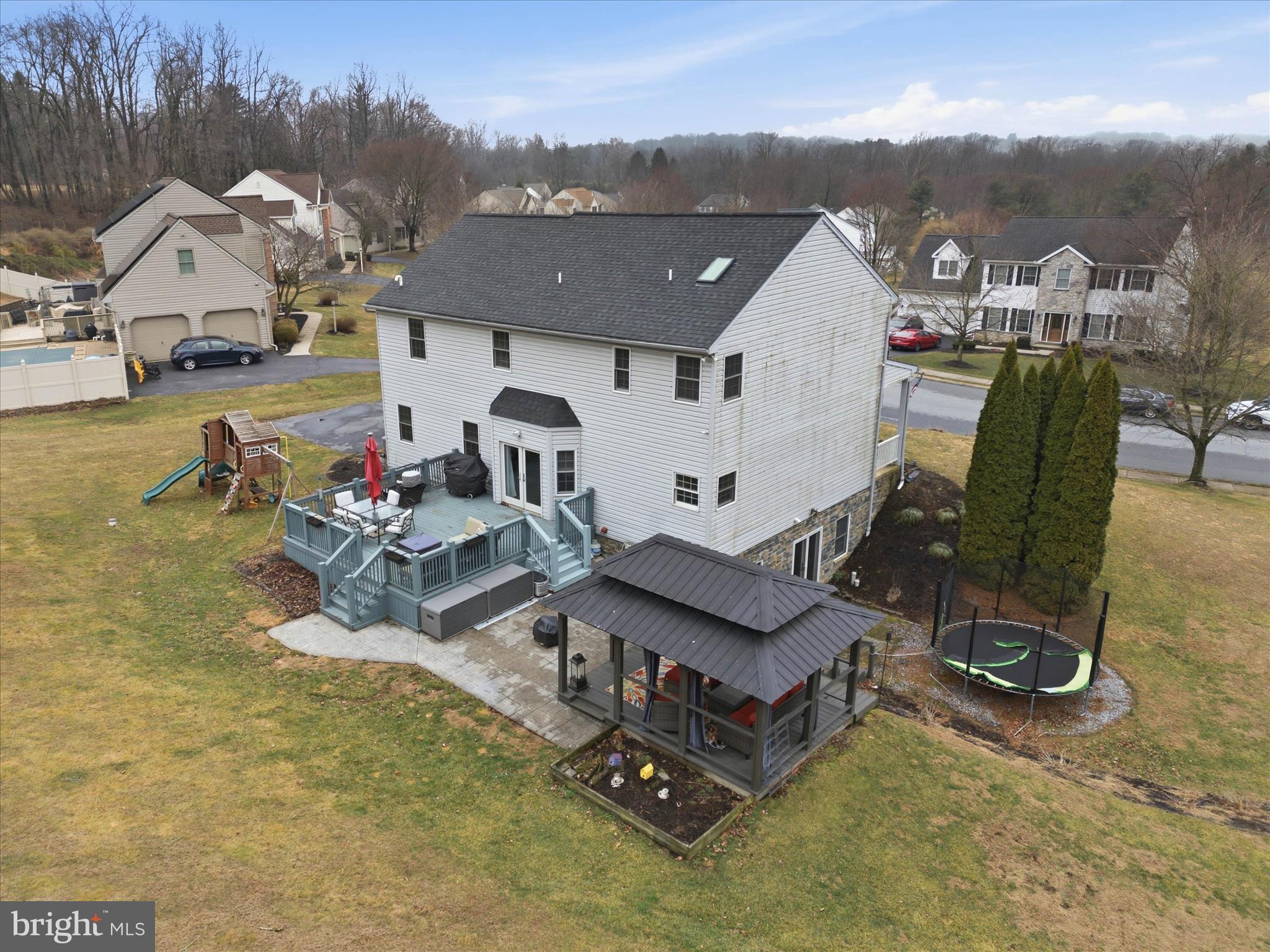 MAPLE GLEN - Residential