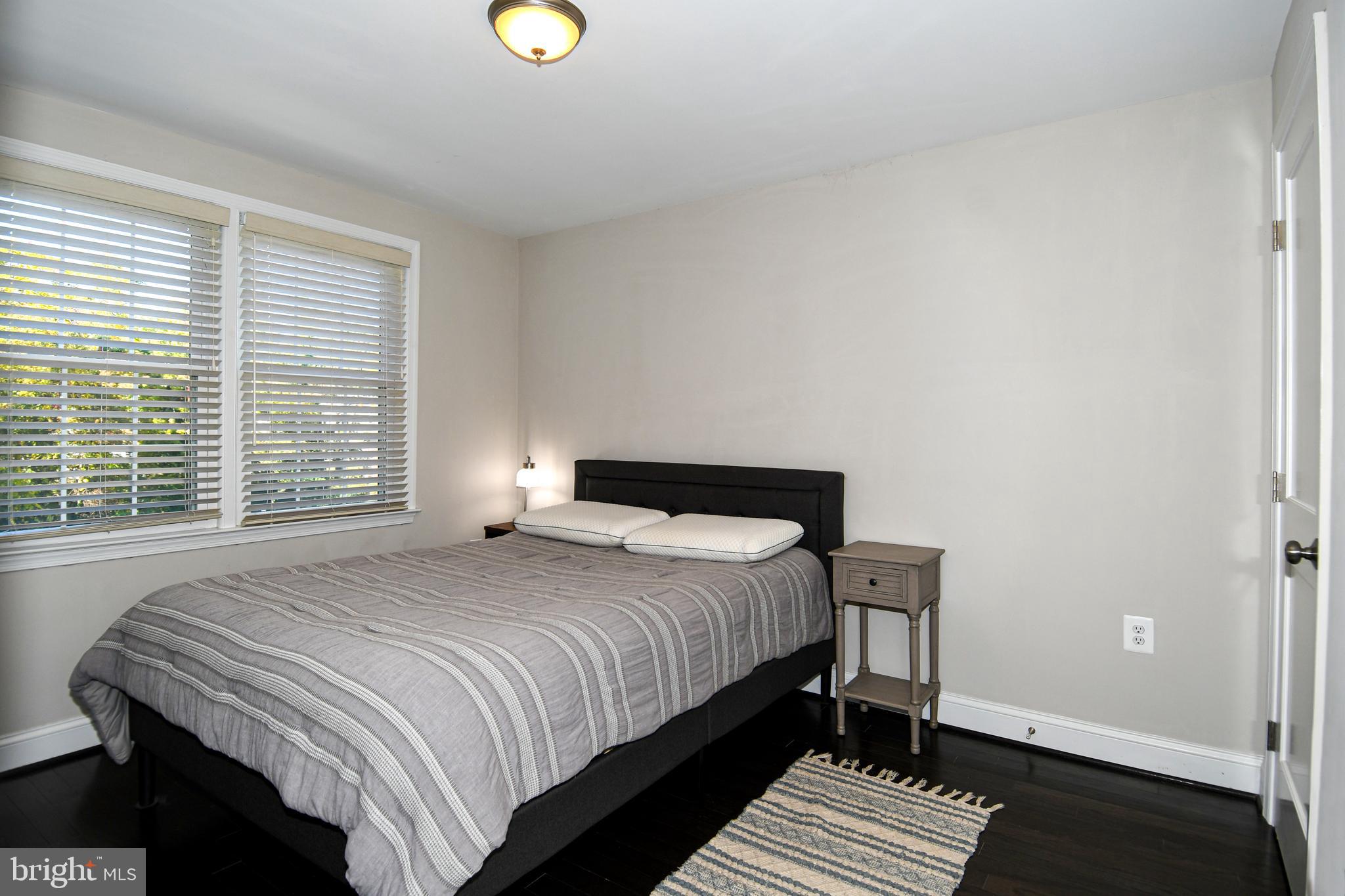 BELLE VIEW - Residential Lease