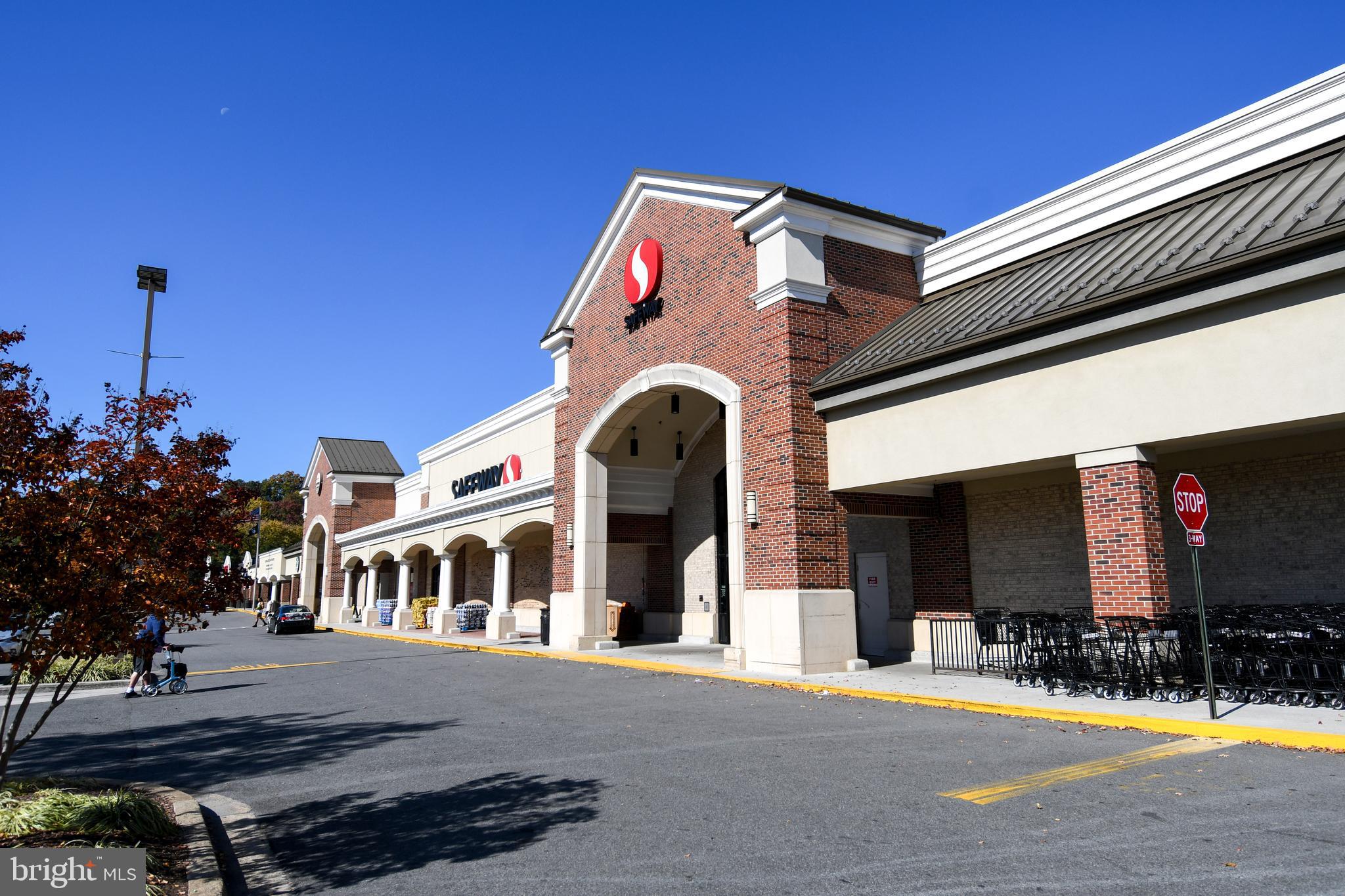 BELLE VIEW - Residential Lease