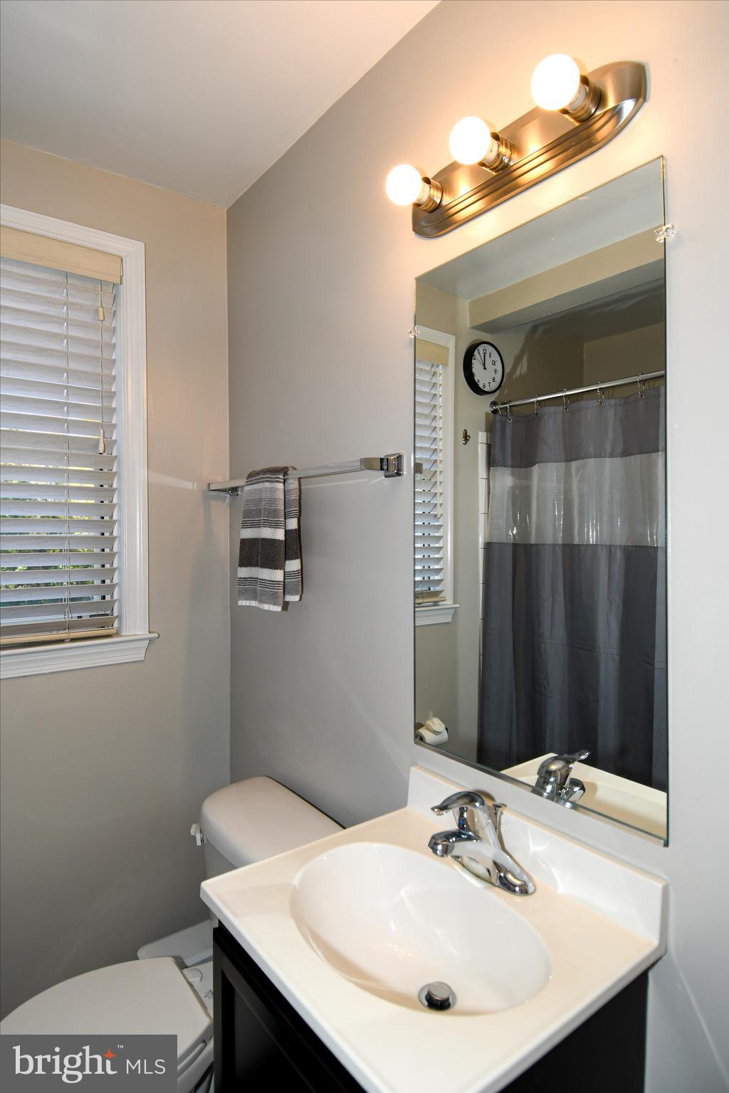 BELLE VIEW - Residential Lease