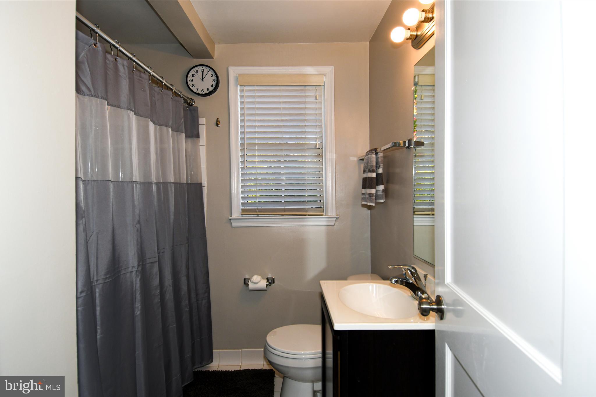 BELLE VIEW - Residential Lease