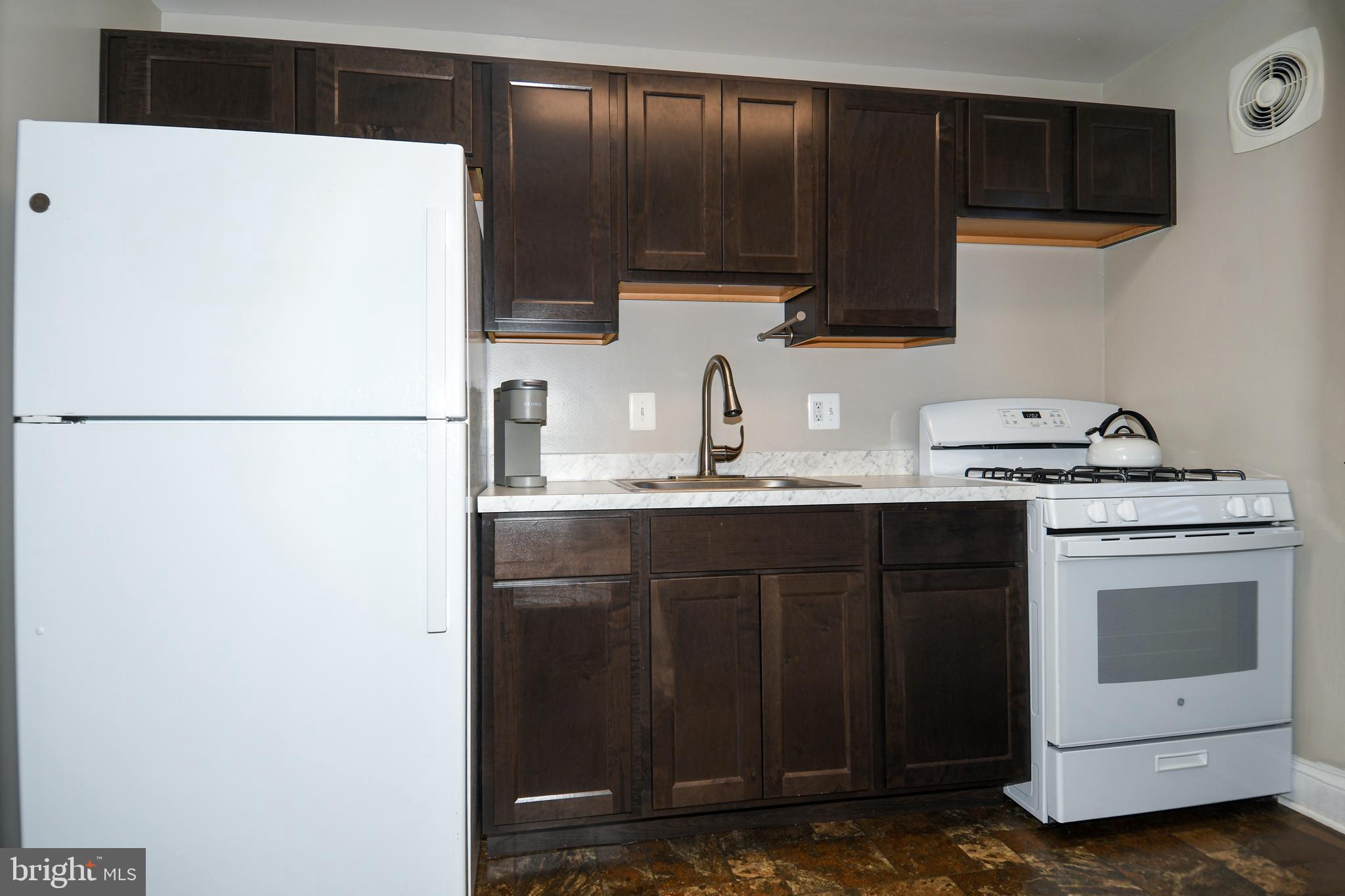 BELLE VIEW - Residential Lease